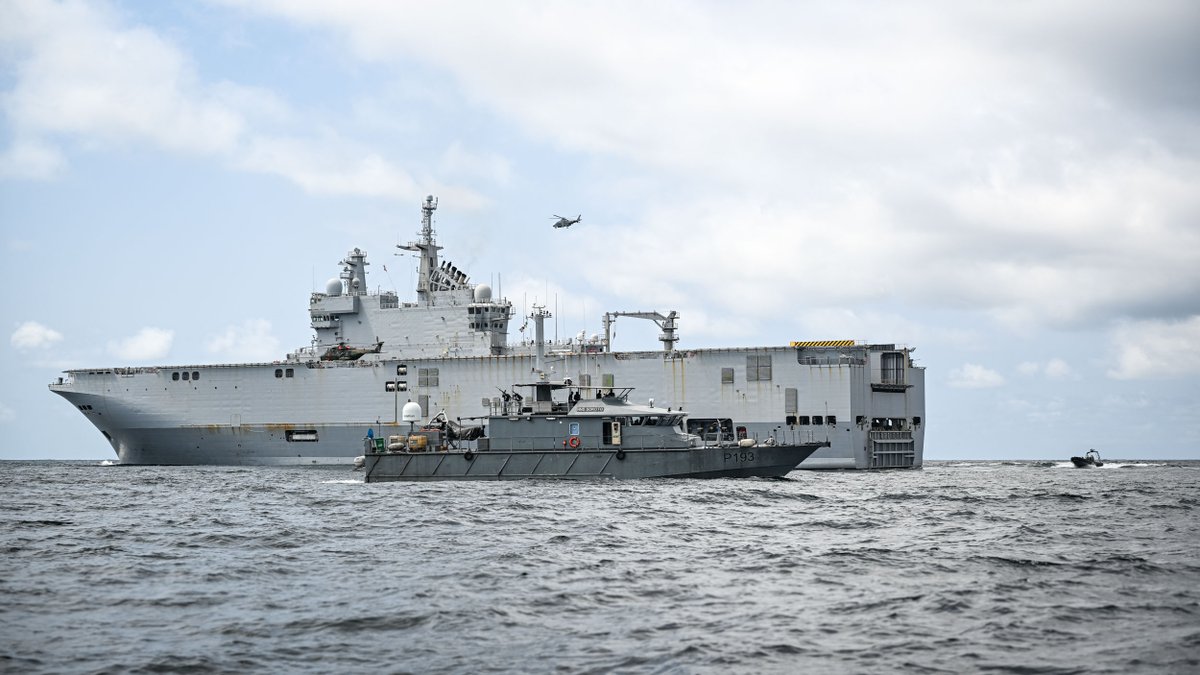 MarineNationale's tweet image. C’était cette semaine⚓
🔹 #Entraînement Tir réussi pour la FANU avec un missile stratégique ASMPA-R
🔹#JNR2025 Cérémonie à l’Arc de Triomphe avec + de 200 réservistes
🔹#Armistice Sur mer comme à terre, les marins ont joué un rôle déterminant
🔹#GANo 8ème édition avec un PHA 🇫🇷