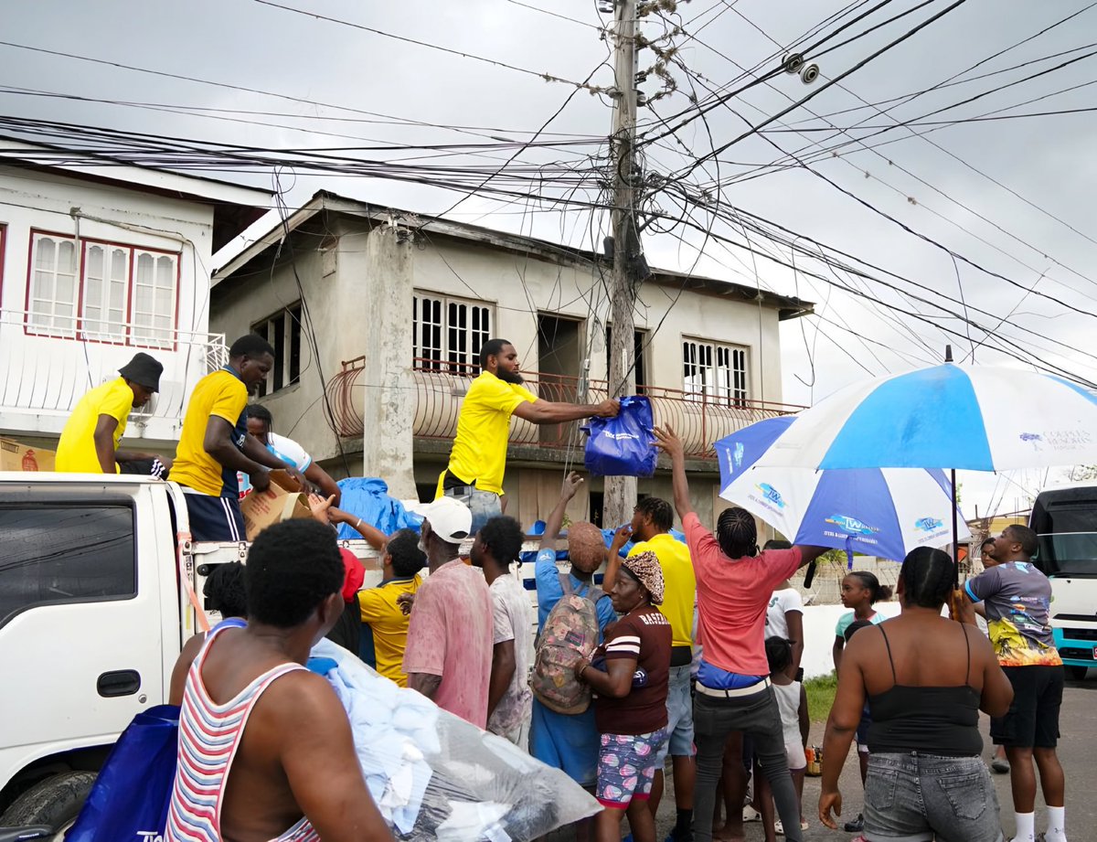 iamwaterhousefc's tweet image. Together, we are stronger. 🩵🔥🏡

On Wednesday, the Waterhouse FC family did their Fyah House Cares Relief Project – Operation: Unity is Strength to support communities in Westmoreland. 🙏🏽💛🔥🏡

#UnityIsStrength #FyahHouseCares #WaterhouseFC