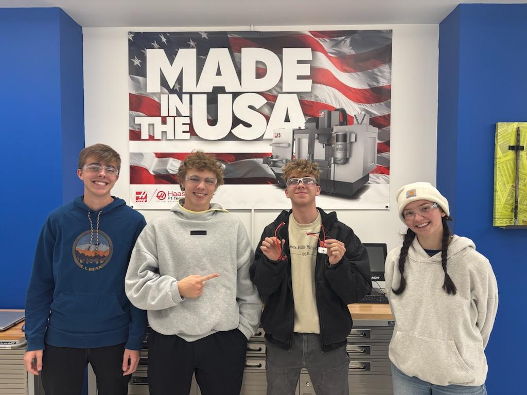 BotsIQ students Max Davis, Easton O'Donnell, Luke Monday, and Adrianna Whichard recently participated in an Electronics Training Day at the BotsIQ training facility in Pittsburgh.
basdk12.org/quick-links/di…