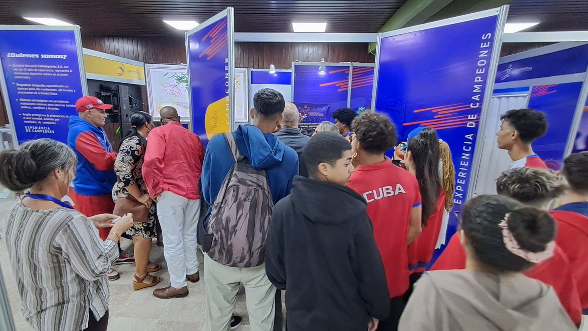 InderCuba's tweet photo. @ACubadeportes expone su cartera de servicios en #Afide2025.
Sustentado en una labor extendida durante muchos años, se afianza como pilar del #DeporteCubano. https://t.co/k7upMoN4Be