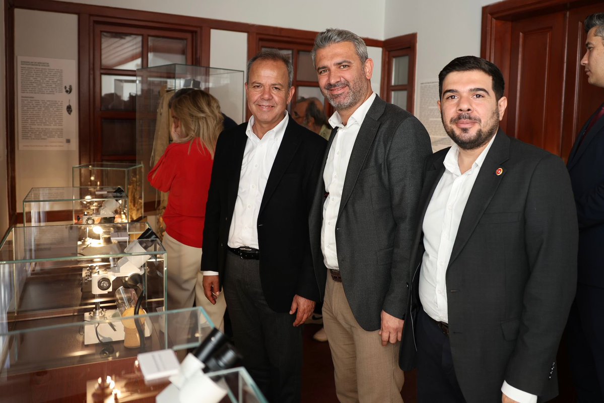 ATSO Eğitim Araştırma ve Kültür Vakfı bünyesinde hayata geçirilen Antalya Necati Korkmaz Mikro Minyatür Sergi Alanı açılışına bugün katılım sağladım.

Kentimizin kültür ve sanat mirasına önemli bir değer kazandıran bu özel mekânda, mikro minyatür sanatının inceliklerini yakından