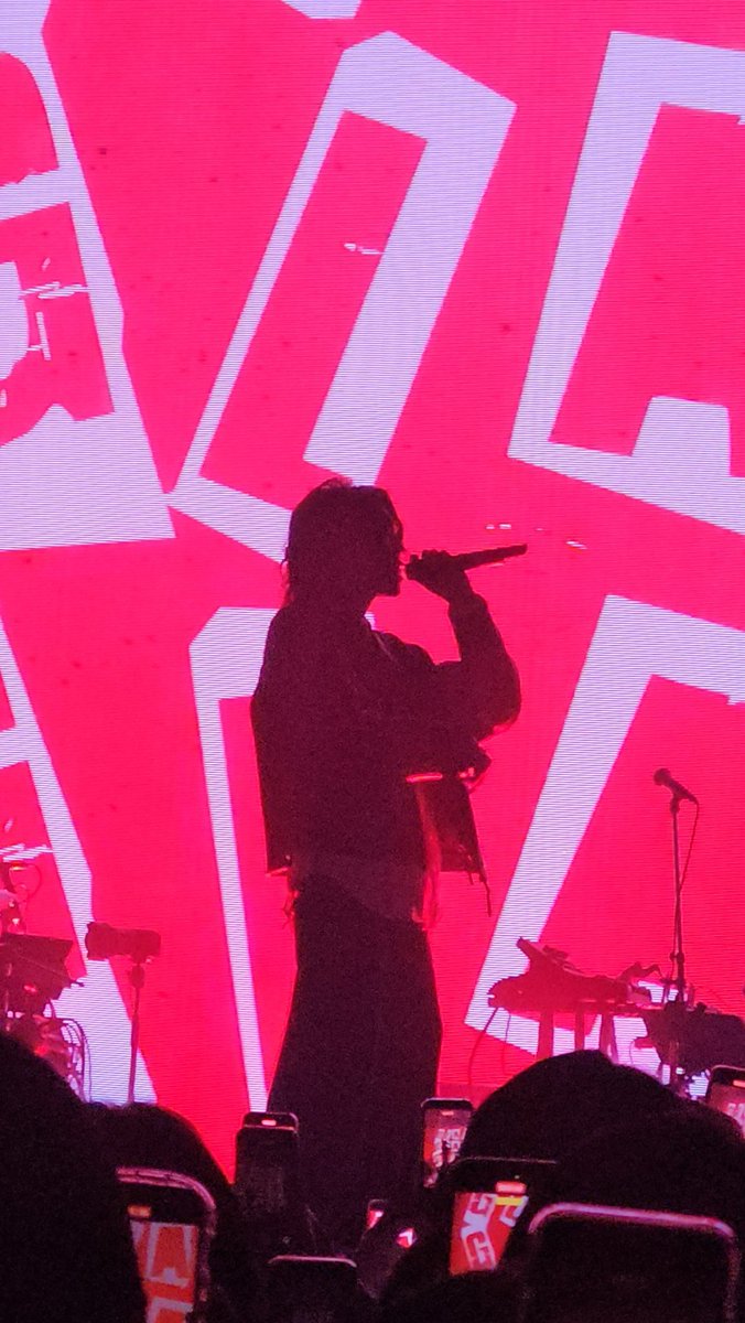 Seshiru95's tweet photo. ライブ最高すぎて帰宅したけど余韻がやばくて動けない🥹❤️ﾐｰｸﾞﾘ10番で最前でﾘﾊ聴けたし人生2回目のツーショ幸せすぎ🤍新曲も最高だし過去曲も聴けたのもたまらん🩵本当に歌うますぎ大好き!!ママの姉ちゃん連れて行ったけど大満足してグッズまで買ってたよ🤭idomに感謝
@idom0318 #OLTH  #idom https://t.co/FisBzpTYoK