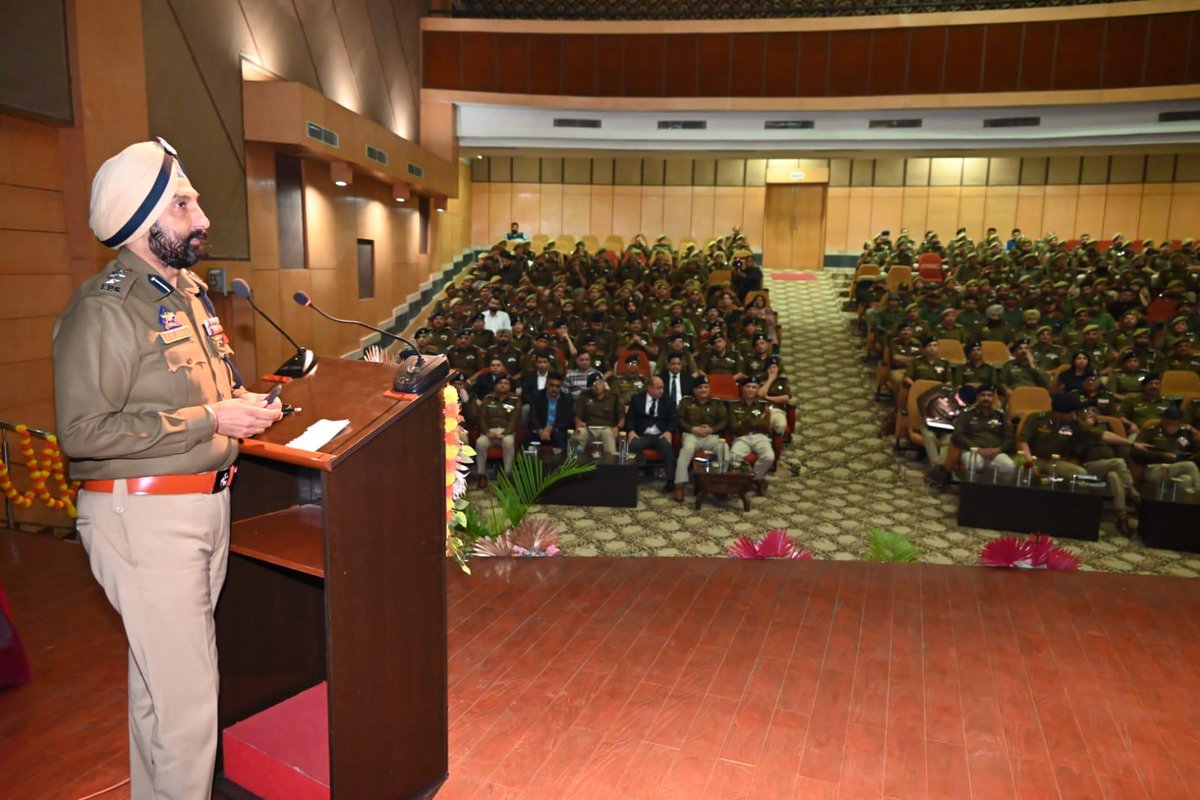T-94
Vertical Interaction Seminar: Sh JS Johar, Director Police Telecom, presentated the aims &amp; objectives of seminar. Sh Nalin Prabhat, DG-P; Sh MK Sinha, ADGP HQ; Sh Uttam Chand, IGP Ops; Sh BS Tuti, IGP Jammu; &amp; officers from various formations of JKP were in attendance.
1/10