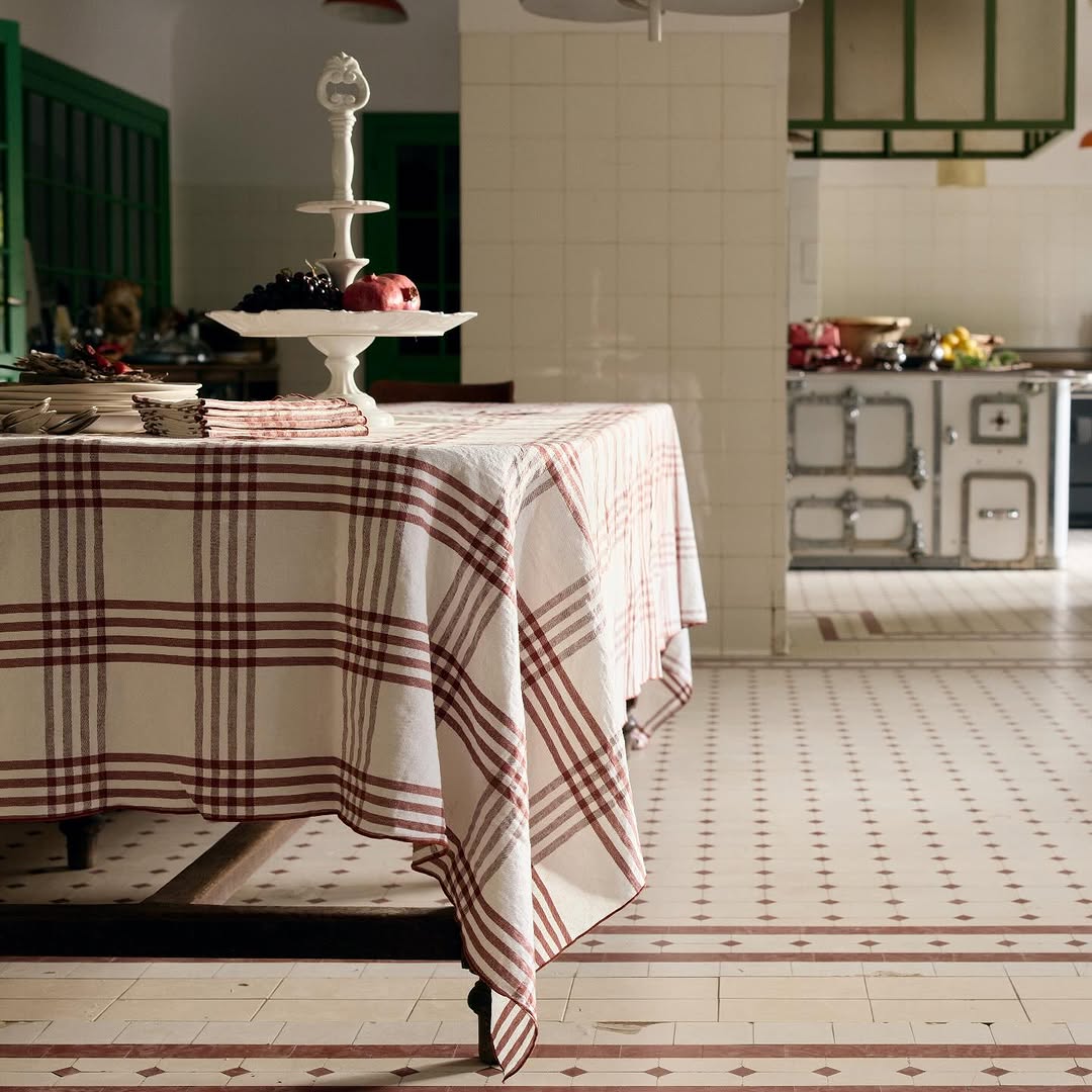 SuiteWood's tweet image. The Canvas Mimi Country by @maisondevacances 
Because we believe that traditions and simple things are always necessary in the kitchen…
Mystic Picture @oliver.fritze
Mystic Location @villamagnan