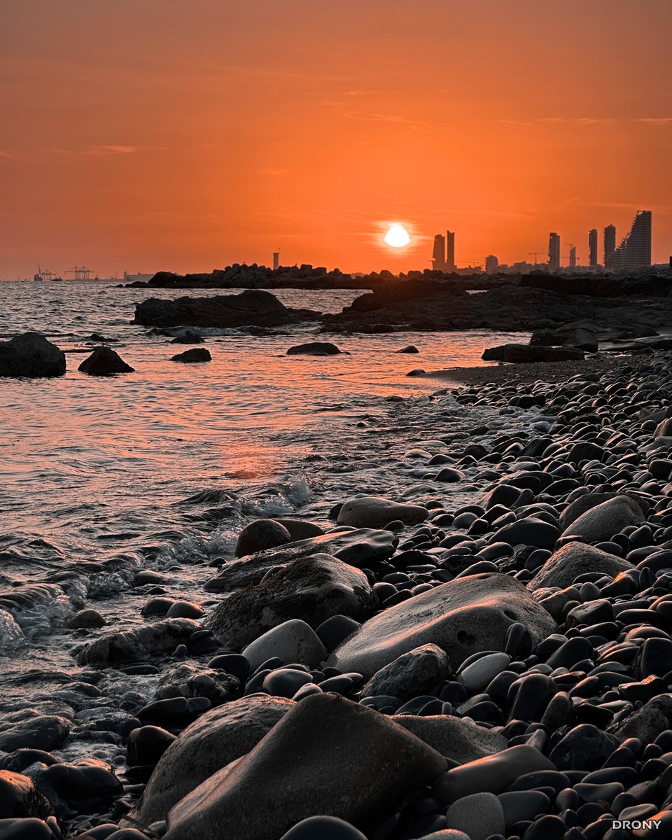 dronyofficial's tweet photo. November Light
#limassol #cyprus https://t.co/v2NrutCMZR