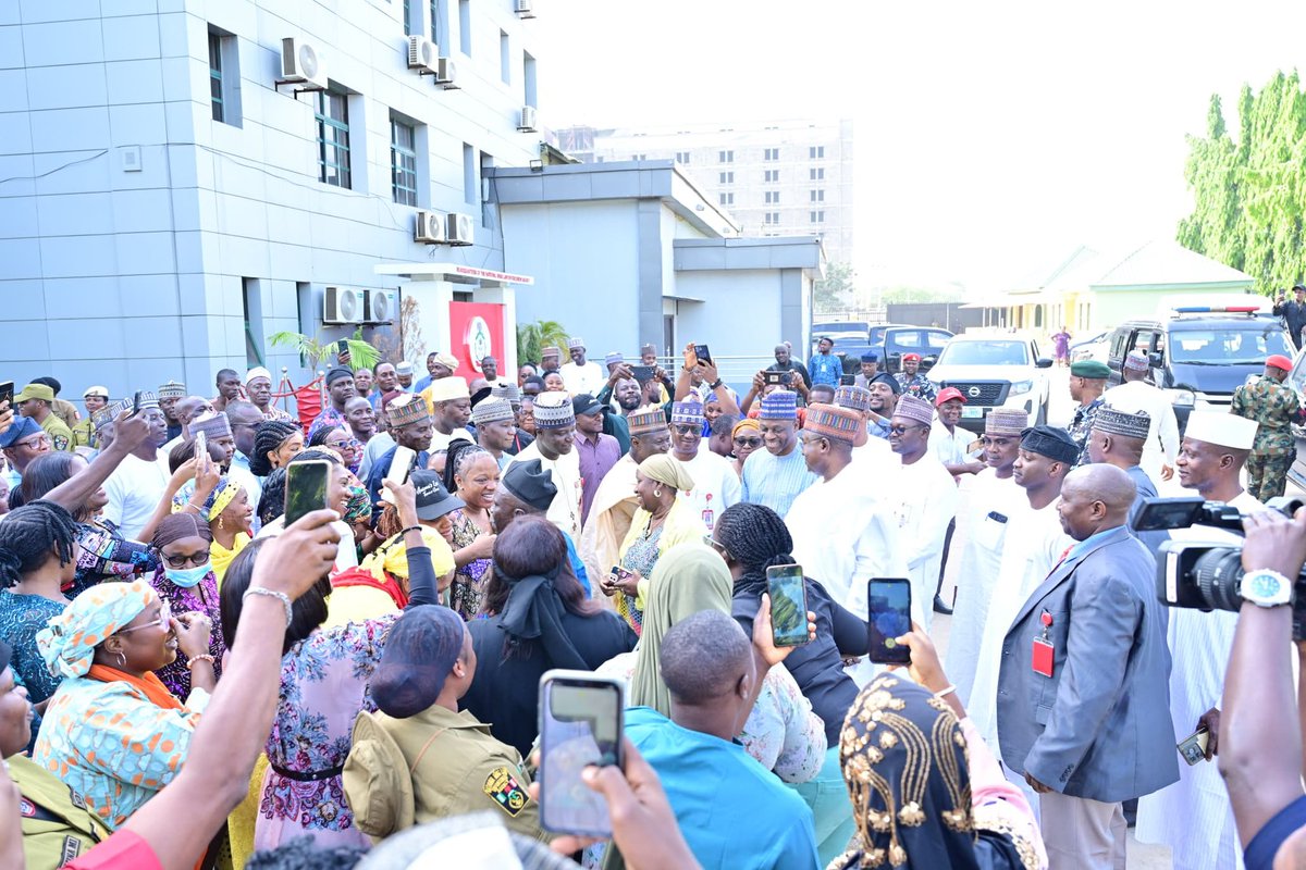 Mahmud Isa Yola tweet media