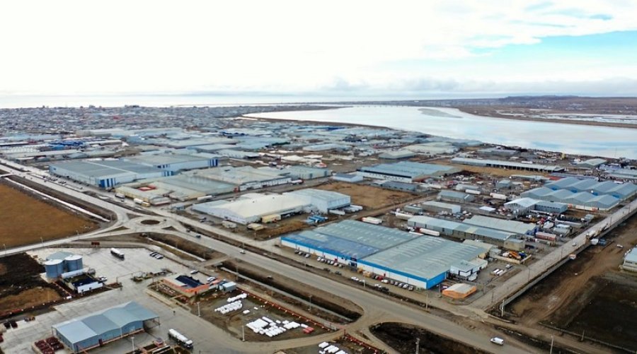 MartinPerezTDF's tweet image. El Gobierno nacional volvió a cambiar las reglas para fabricar celulares en Tierra del Fuego.

¿Sabías que se van a poder traer más partes armadas desde afuera y hacer menos producción dentro de nuestras fábricas?

Esto pone en riesgo al menos 400 empleos industriales directos.…