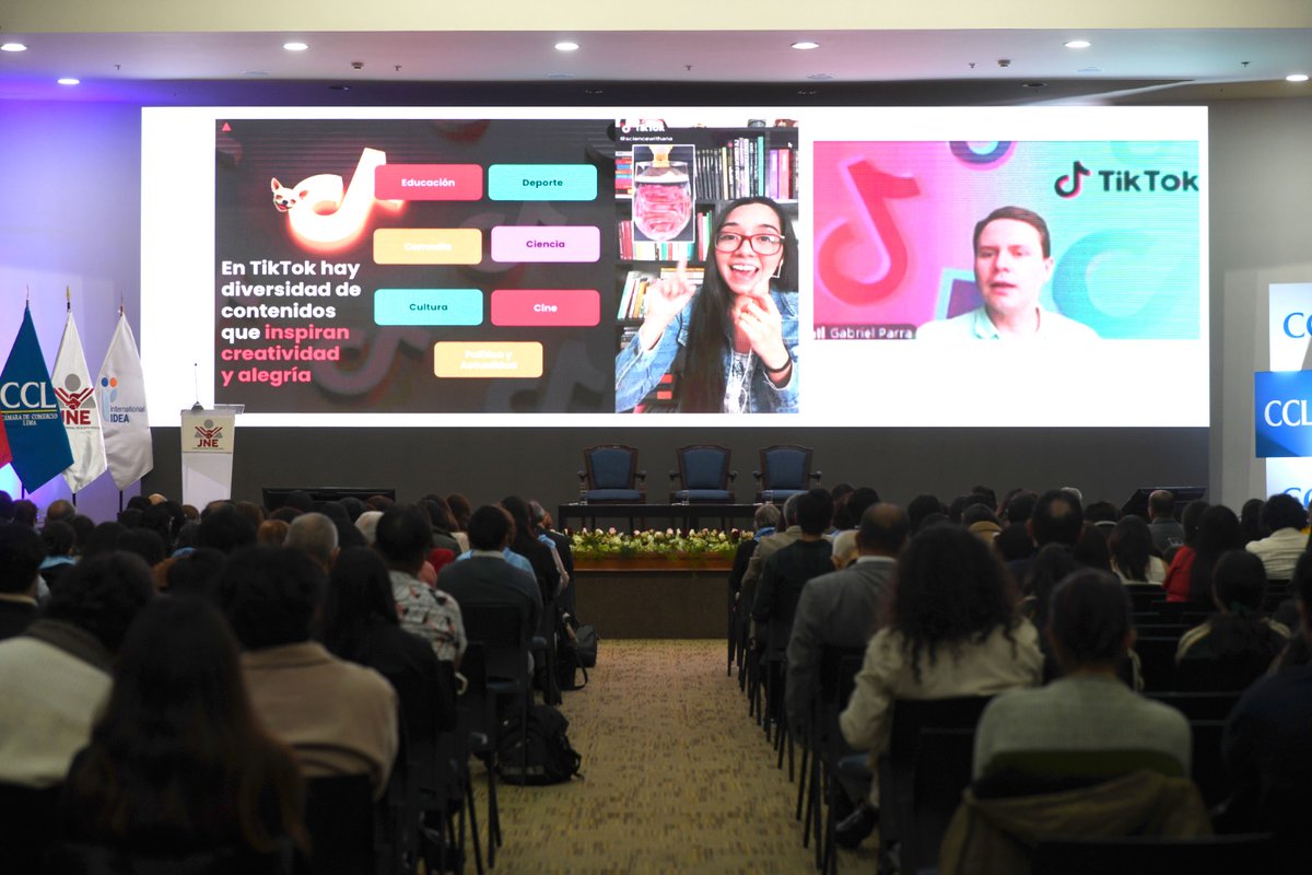 IDEA_int_Peru's tweet photo. ✨ El evento contó con exposiciones de especialistas nacionales e internacionales, además de la participación de representantes de @GoogleNewsInit  y @TikTokLatAM , quienes compartieron herramientas y enfoques para enfrentar la desinformación en entornos digitales. https://t.co/BTRD4rz1p9