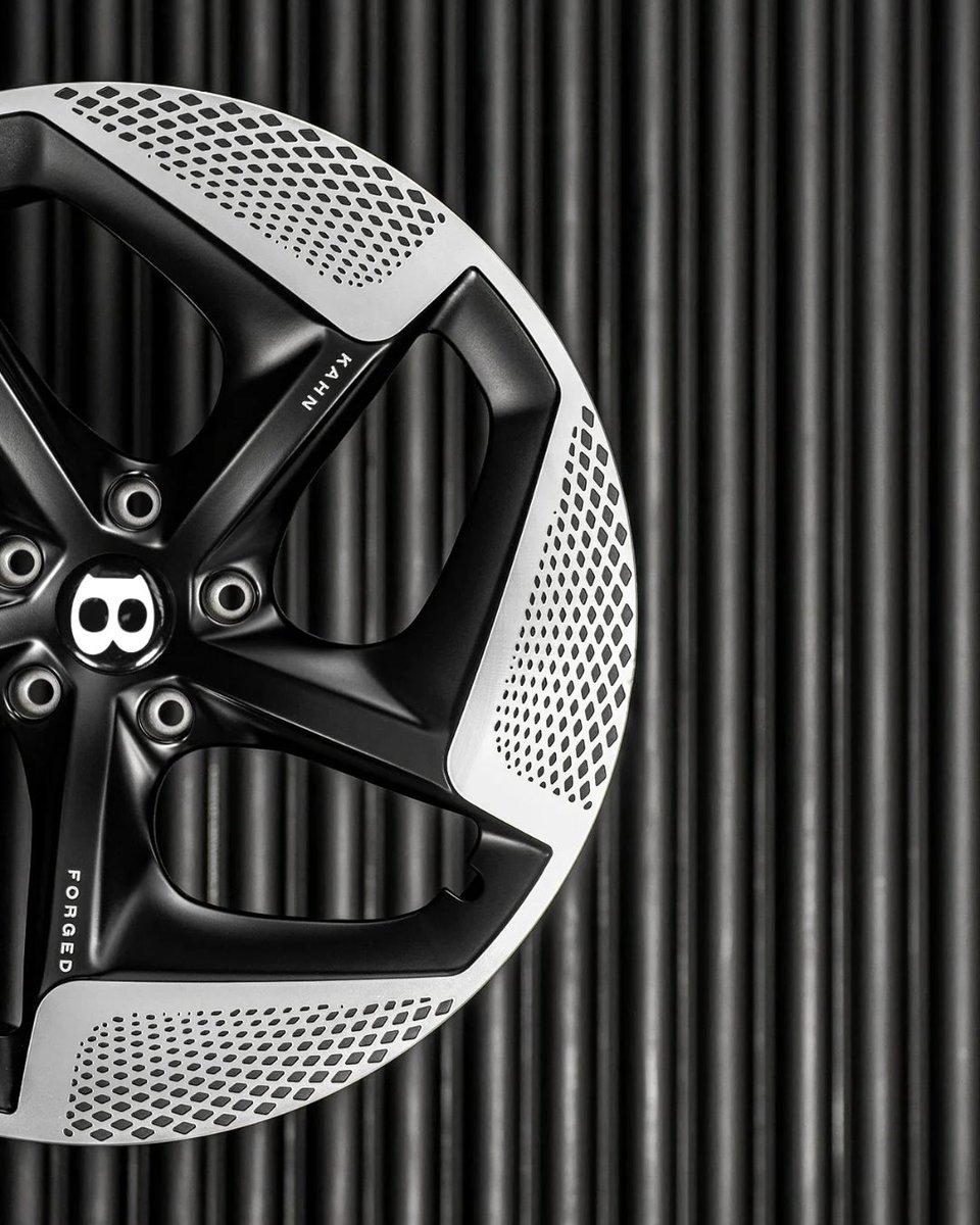 ProjectKahn's tweet image. Bentley Bentayga (2020-Present) - Type 8 Forged Alloy Wheels
Price: £4,998.96 INC. VAT (Set of 4)

Size (Front): 9.5 x 22&quot;
Size (Rear): 11 x 22&quot;
Colour: Satin Black / Diamond Cut

Copyright Design by KAHN®

See more on our website (link in bio)

#BentleyBentayga #KahnDesign