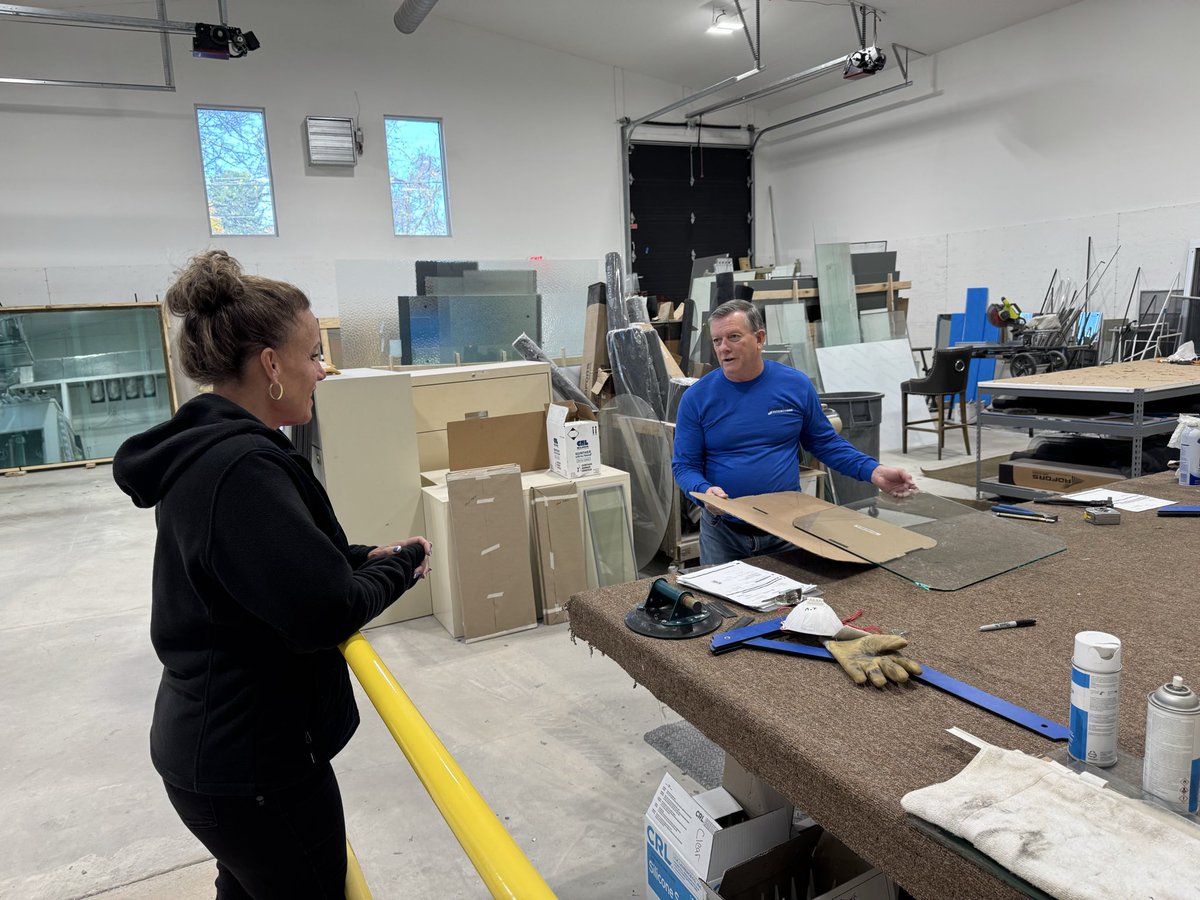 RepDelozier's tweet image. Today we officially reopened Kramer Bros Glass in Lower Allen Twp!  A family business that is a focal point as you enter LAT.  Good to be there with @hrccredc to celebrate.