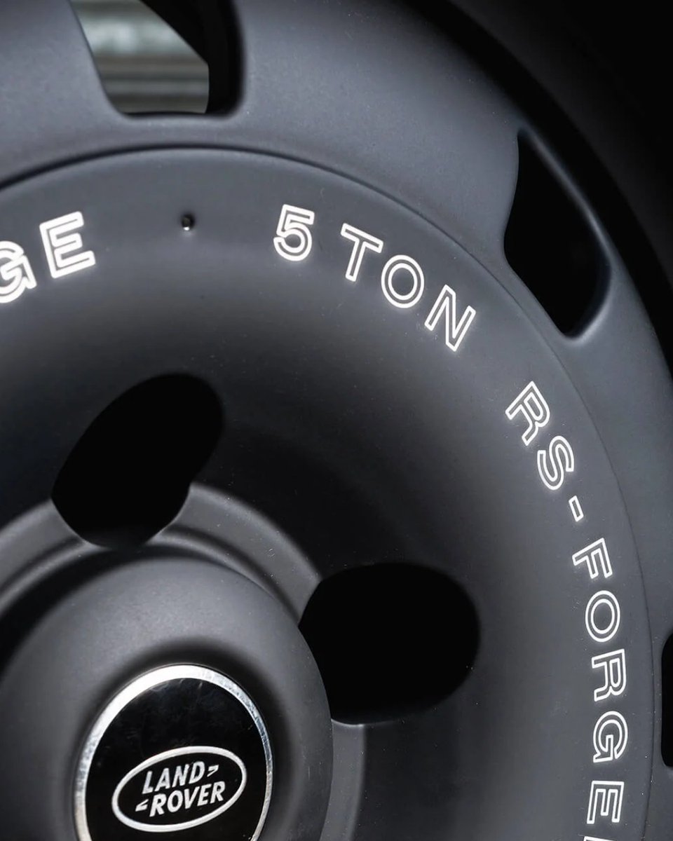 ProjectKahn's tweet image. Land Rover Defender (2020–Present) British Heritage RS-Forged Alloy Wheels
Price: £2,499.98 INC. VAT

Vehicle: Land Rover Defender L663 (2020–Present)
Size (Front &amp;amp; Rear): 9 x 20&quot;
Colour: Satin Black

#LandRoverDefender #ChelseaTruckCompany #RSForged #KahnDesign #Luxury4x4