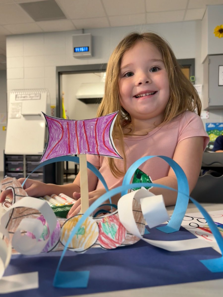 FoxHillElem's tweet image. Our Kindergarten artists are creating Viking ships inspired by Felix Travels Back in Time! They learned how Vikings built and sailed their ships while practicing craftsmanship and early engineering to make 3D ocean waves. 🌊🛶
#WeGrowPanthers #Focused_On_eXcellence