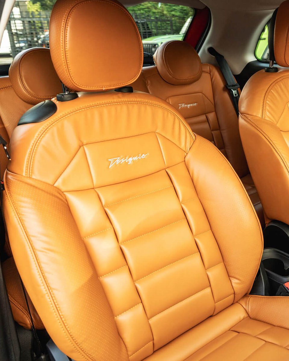 ProjectKahn's tweet image. For Sale: Fiat 500e – Designio by KAHN®
Price: £21,999.00

Year: 2024
Mileage: 6,303
Engine: Electric

Exterior: Red
Interior: Light Tan 3D Modular Soft Leather

The above Designio by KAHN® Conversion has a value of £10,000

#Fiat500e #DesignioByKAHN #KahnDesign #Type52Wheels