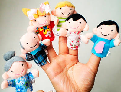 fundacionmaipty's tweet image. 🧠✨ A través del títere, el paciente puede proyectar miedos, conflictos internos o deseos. Esto permite que el terapeuta observe su mundo emocional sin que la expresión resulte amenazante.
#Emociones #TerapiaDeJuego #PsicologíaInfantil