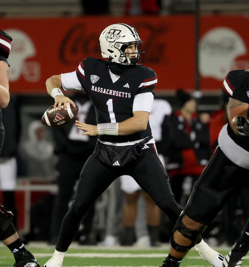 CfbSelect's tweet image. Do you think UMass football could beat anyone in the FCS Top 25 on a neutral field? 

If so, which teams? 
(rankings graphic courtesy @FCSUntapped)