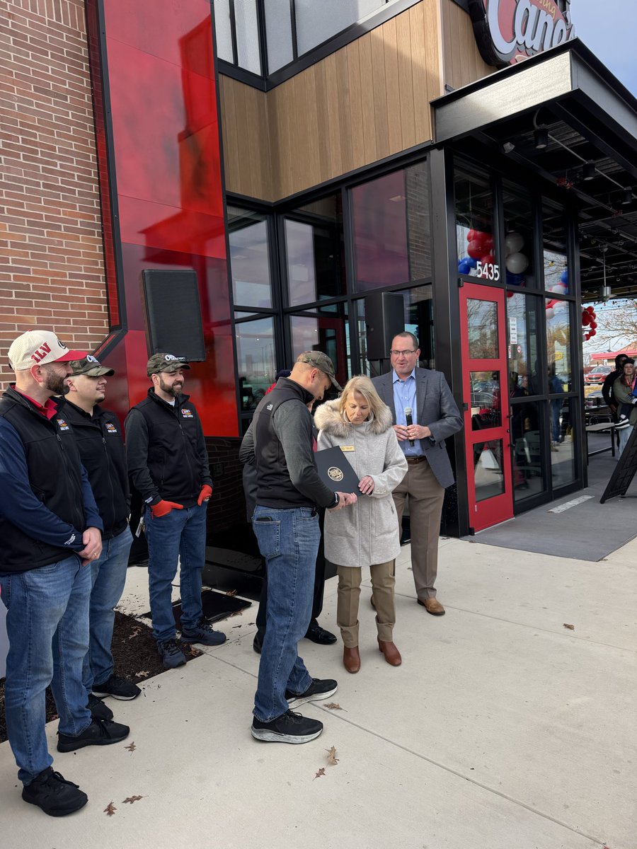 RepDelozier's tweet image. Fun to see the crowd at the opening of Raising Canes in Hampden Twp.  Glad to be there with Twp Commissioners Chippo, Silcox and Bienstock and @hrccredc to welcome the new business to our area.