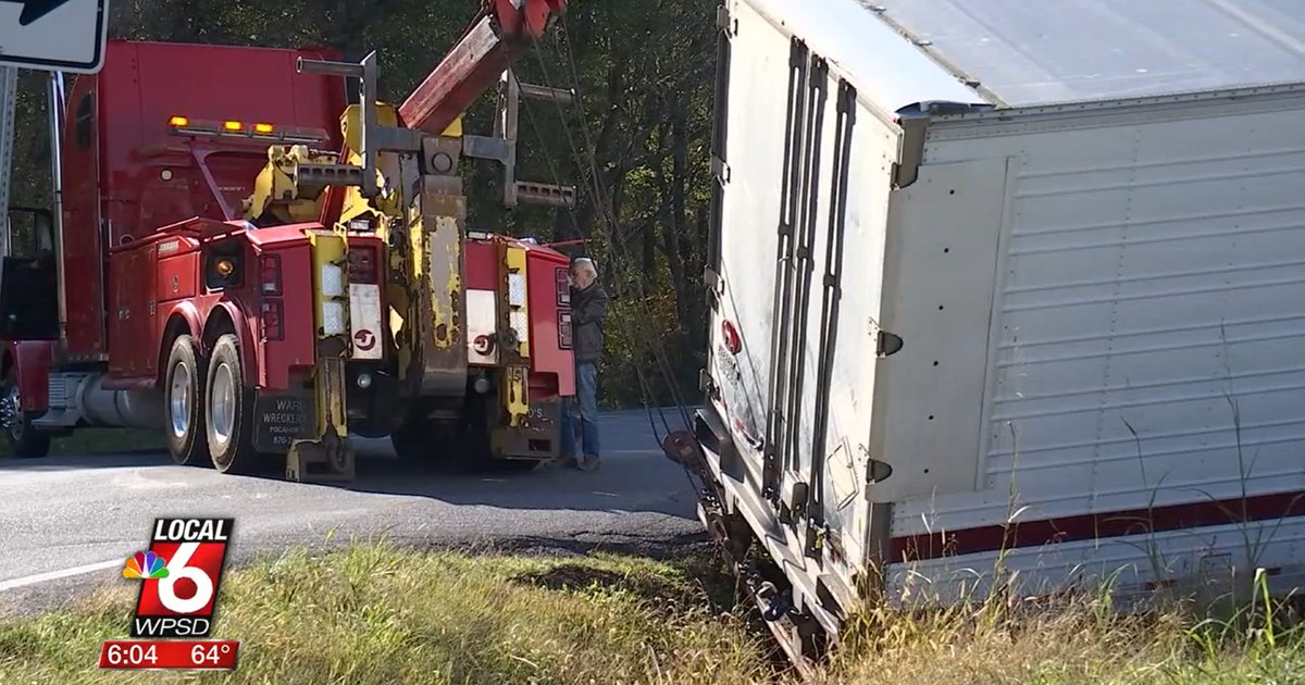 RStewartPerry's tweet image. "We're just frustrated and we're tired of sitting on the couch and nothing being done," reform advocate Karen Avery said. "I want policymakers to sit down at the table with st8.fm/496eGYF