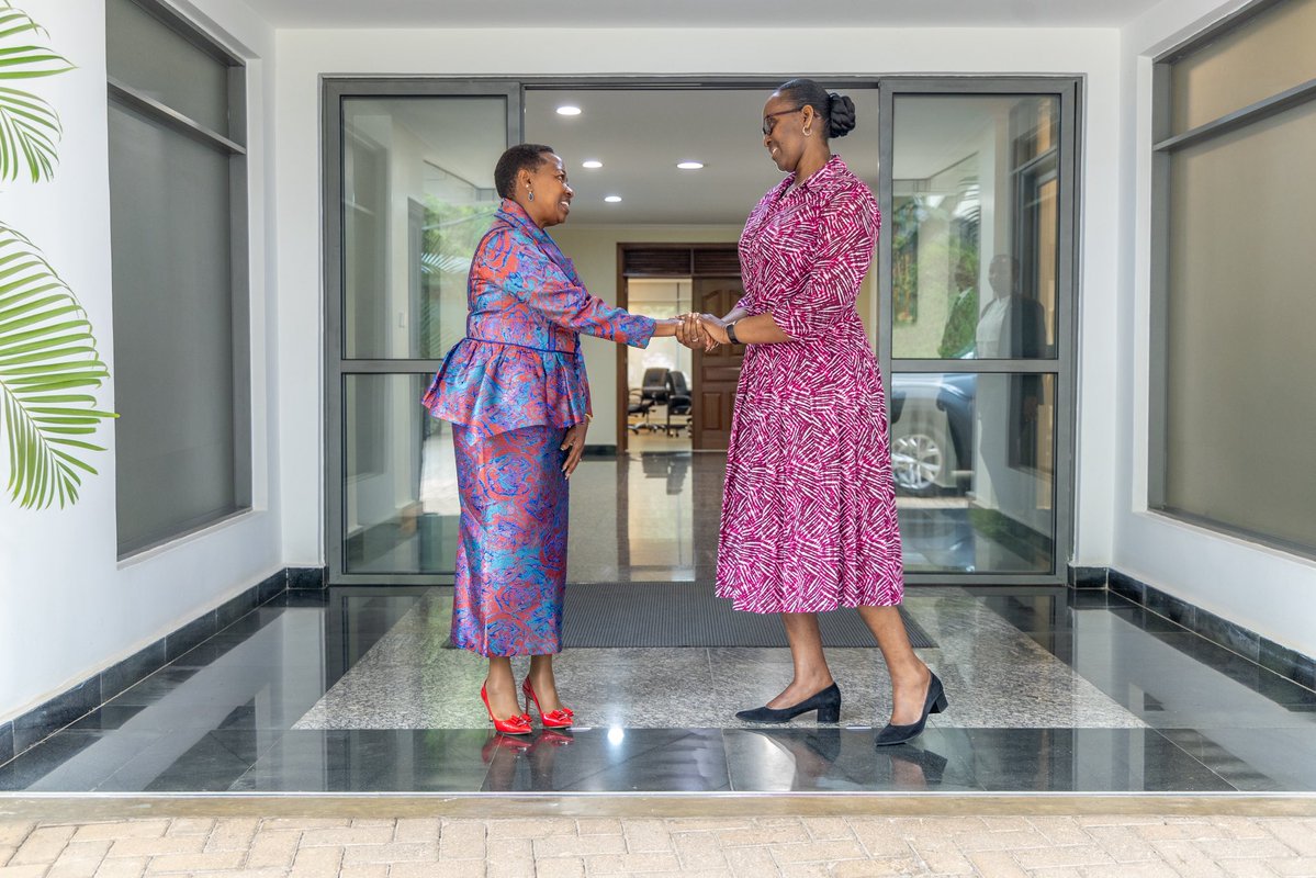 The people of Kenya and Rwanda share a deep friendship, founded on common values of unity and resilience, and a vision of empowered communities. 

This afternoon in Kigali, I met with the First Lady of Rwanda, Her Excellency Jeannette Kagame. Our discussions reaffirmed our shared