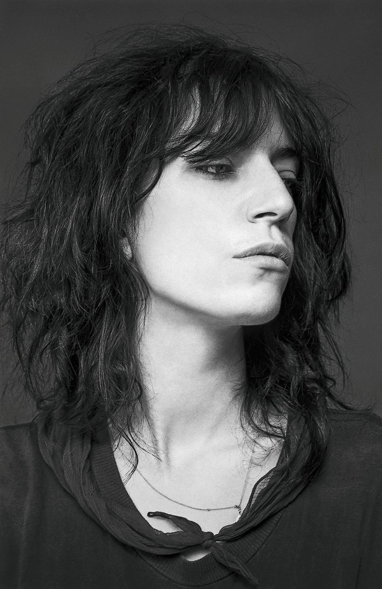 Estas fueron las canciones de la primera hora del álbum Horses de Patti Smith:

“Gloria”

“Redondo Beach”

“Birdland”

“Free Money”

“Kimberly”

“Break It Up”

“Land”

<a href="/obladi_909/">Obladi 909</a> con <a href="/JuliaPalacios/">Julia Palacios</a> <a href="/eldeldemo/">Juanito el del demo</a> y sus obladitas
Sólo por <a href="/Ibero909FM/">Ibero 90.9 FM</a>