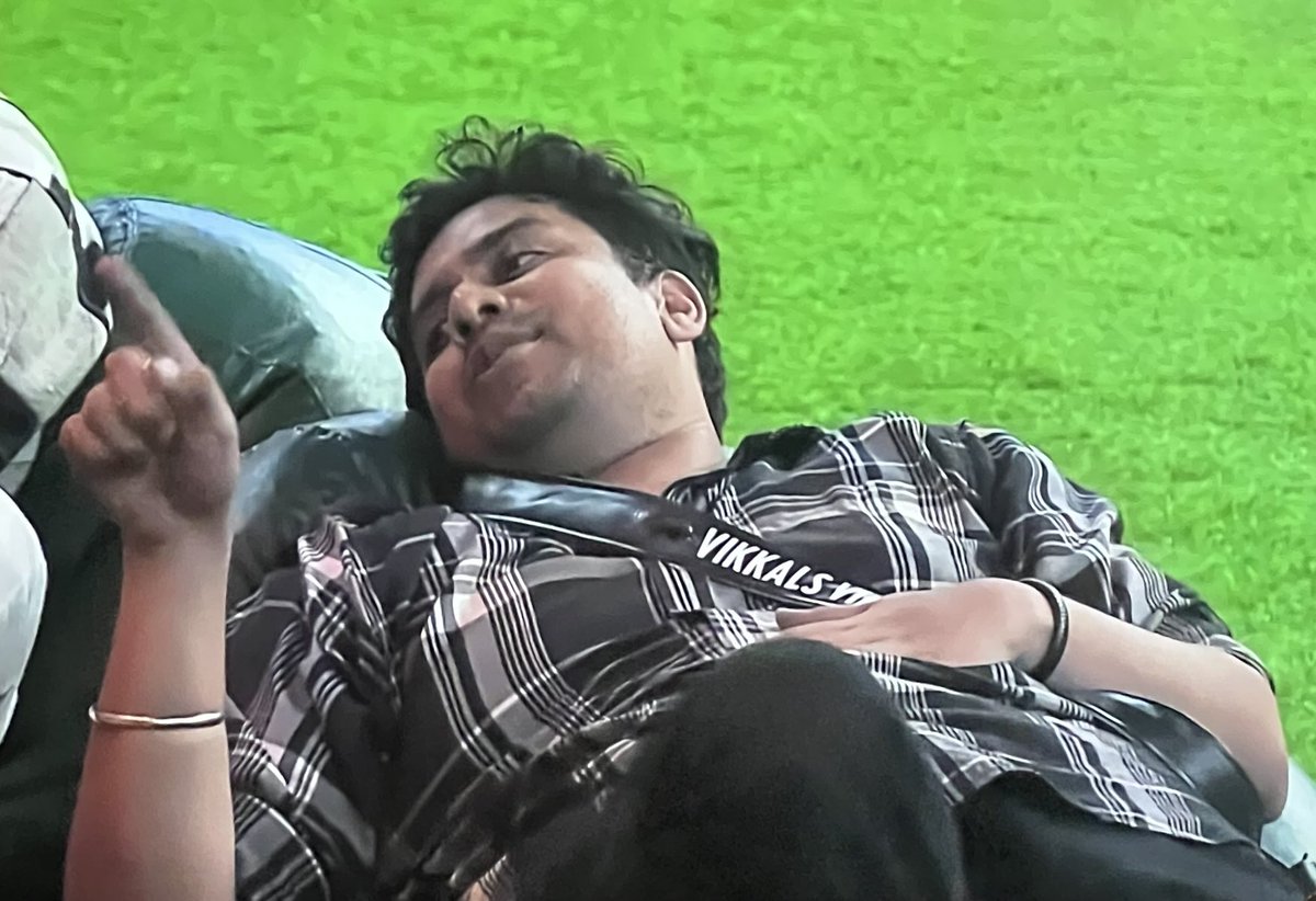 bestchannel225's tweet photo. #BiggBossTamil9
#BiggBoss9Tamil
#BiggBossTamil
#BiggBossTamilSeason9
#VjTv
#News7Tamil
#AnandaVikatan
#CinemaVikatan
#KollywoodIndia
#Vjparuu join chit chat attack #Vikrams IQ Then Vikram said enaku iruka mullah-ku Nan Moon-K poiven “ https://t.co/ii0S2RBirq