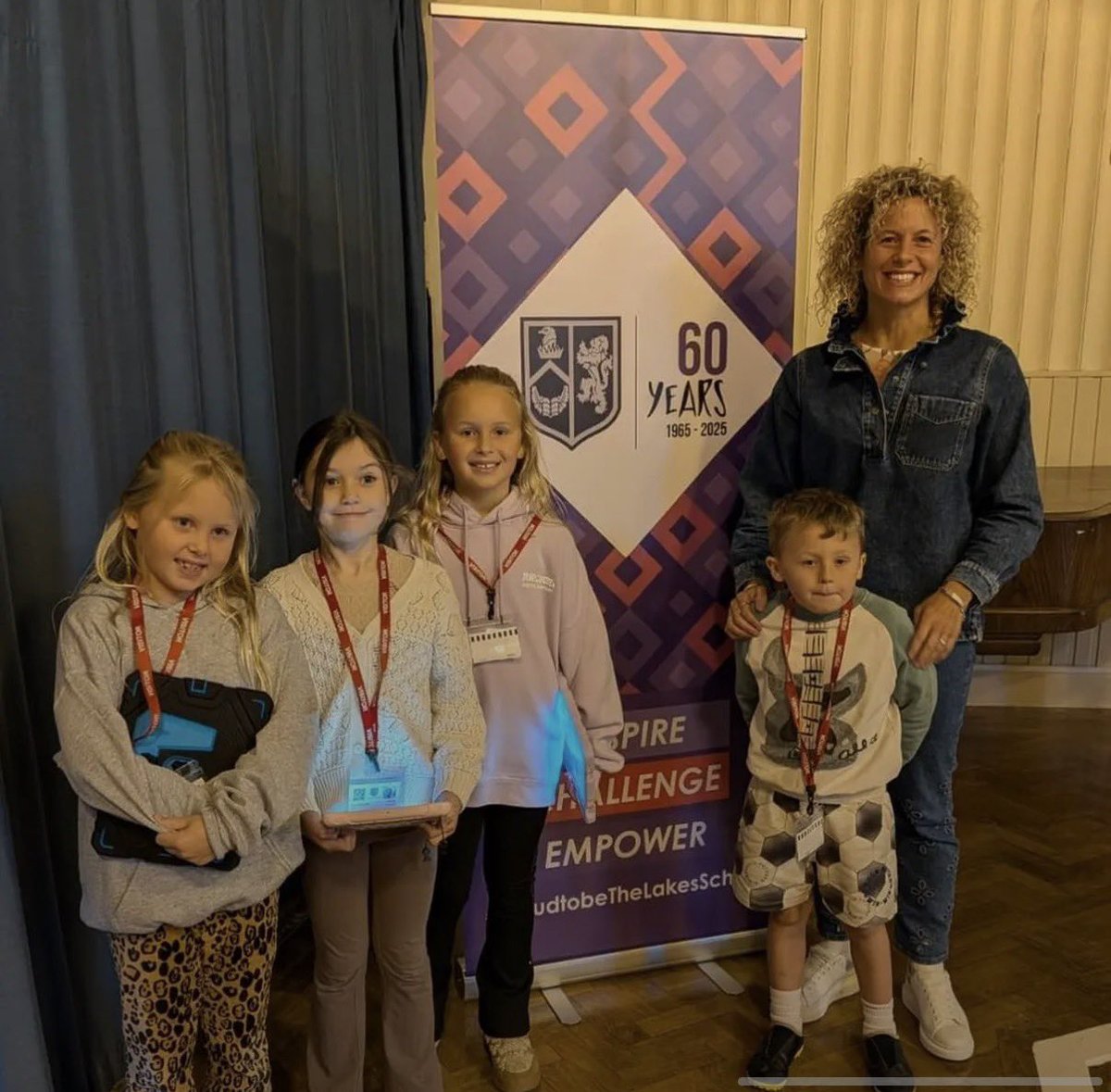 Our Michelle Rothwell sharing tales from the Shelly Rothwell Round to pupils at The Lakes School today and inspiring the next generation of adventurers