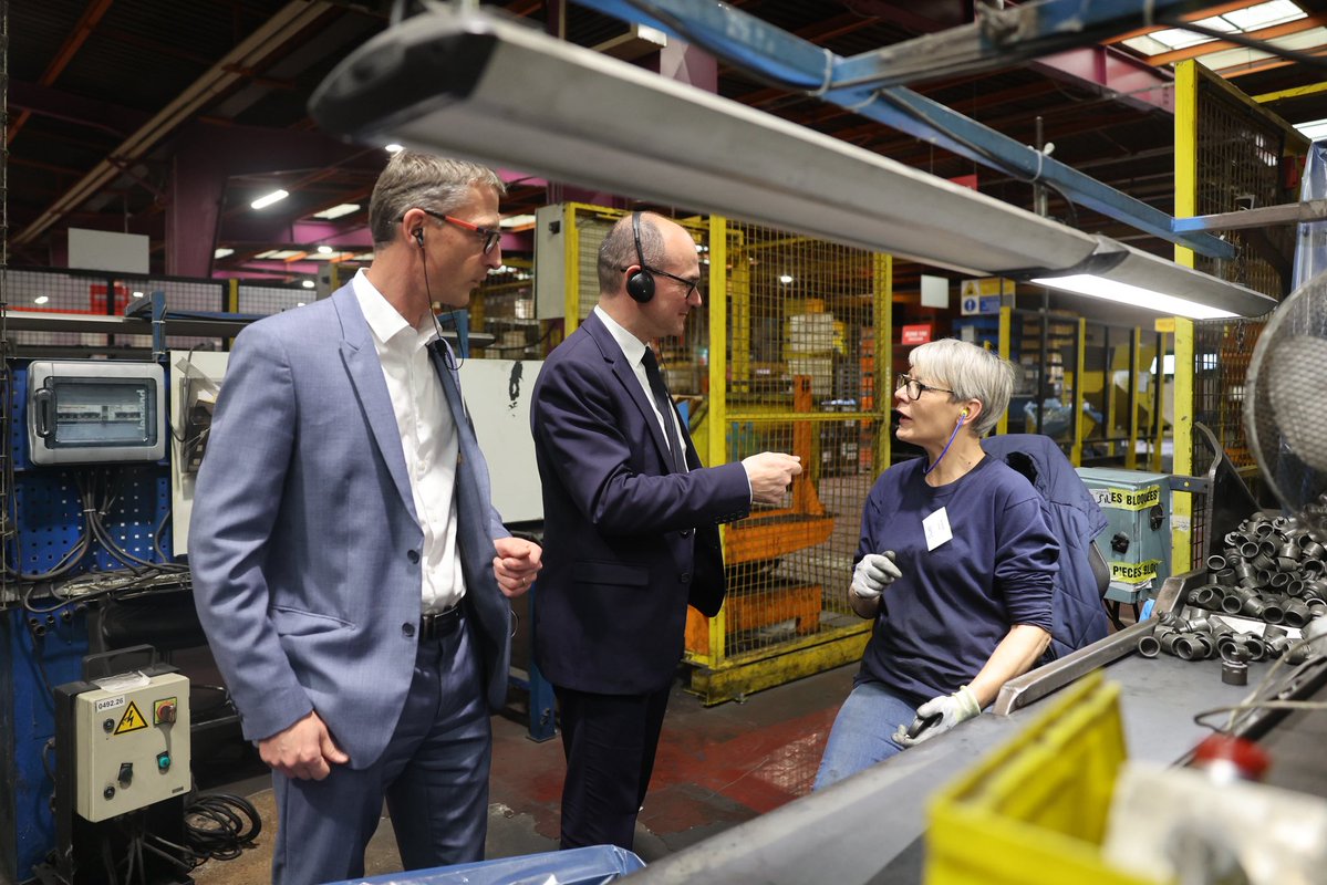 sbastien_martin's tweet image. La reprise d’#AMIS par le Groupe Le Goff-CMW est un signal positif et donne un nouvel élan au site. J’ai tenu à dire aux salariés que l’État restera présent, engagé, et à leur côté pour construire un avenir stable et serein. On avance, ensemble. @Prefet03