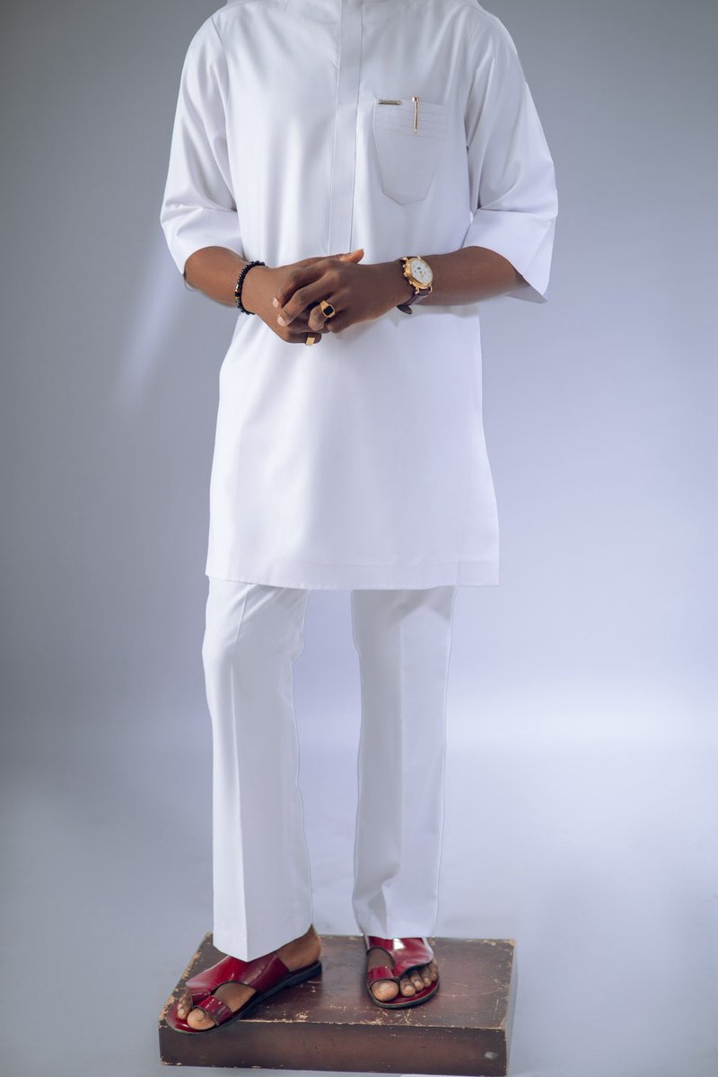 tireni_casuals's tweet photo. Rich in MAIN CHARACTER. 🌶️
•
•
📸- @kiki_clinton 
#thetirenicasualsexperience #lagostailor #madeinafrica🌍 #menswear #Web3Community #TrendingNow #web3tailor https://t.co/qkbKAk0Tsv