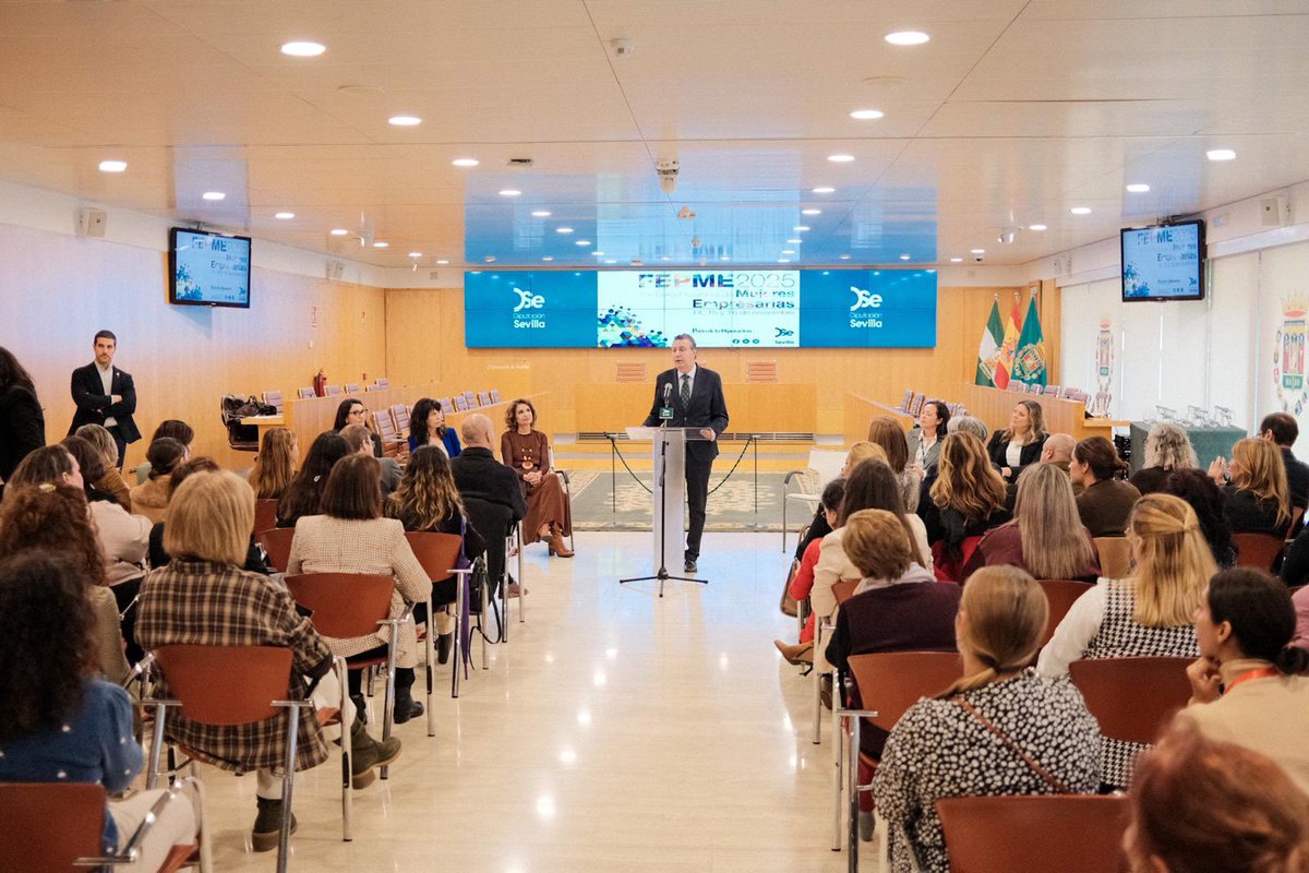 JFdezdelosRios's tweet image. El crecimiento de la mujer empresaria en Sevilla es notable. Desde el inicio de @FEPMEsevilla en 2005 hemos crecido 16 puntos porcentuales. 
Hoy, el 42% de los autónomos son mujeres, impulsando el empleo rural.

Pero las empresarias continúan enfrentando dificultades para obtener…