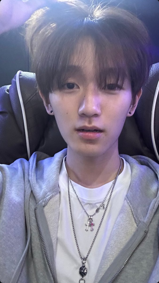 🍭🤍 tweet media