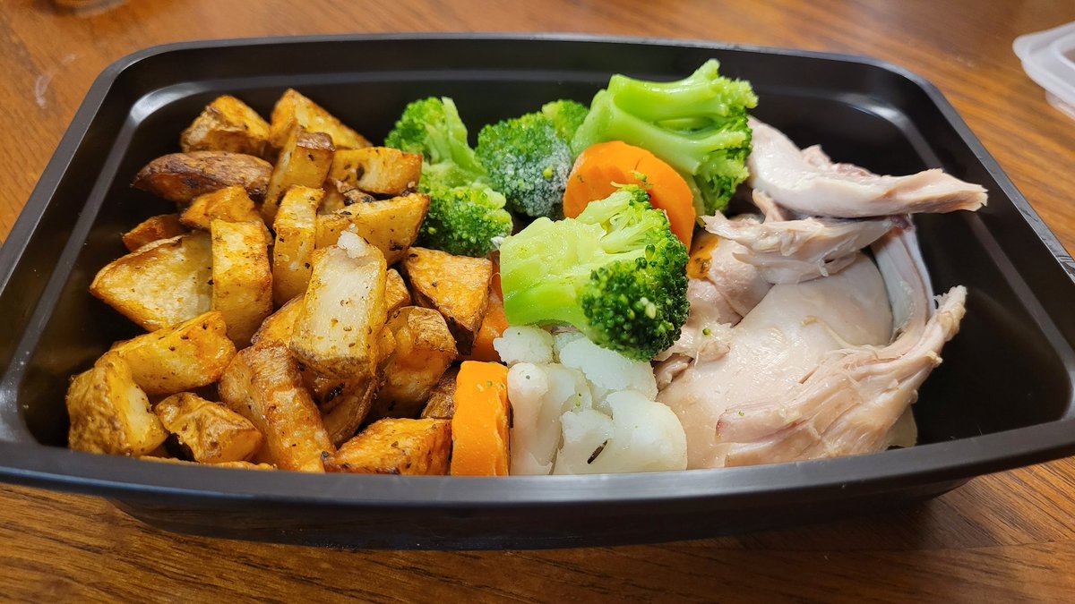 Had to send out my PSU to be repaired so I got some home workout stuff and making healthy dishes again while waiting.

I've never felt better and consistent. 💪🔥

For most Vtubers and Streamers:

Take a break sometimes 💚
AND GO TOUCH GRASS!!