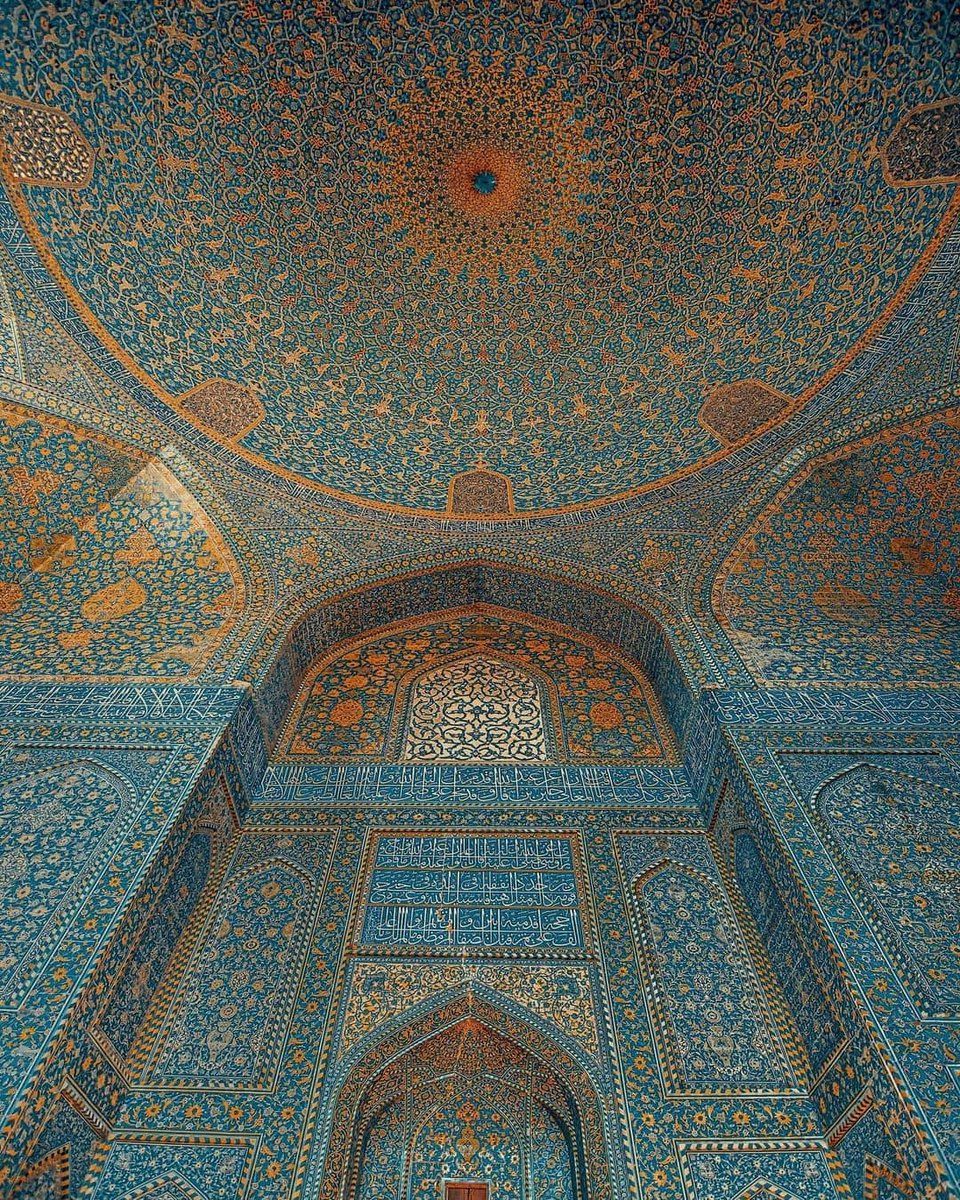 Iranland7's tweet image. مسجد شاه عباس، اصفهان

📸 : Usman zubair

#ایران
#iran
#mosque