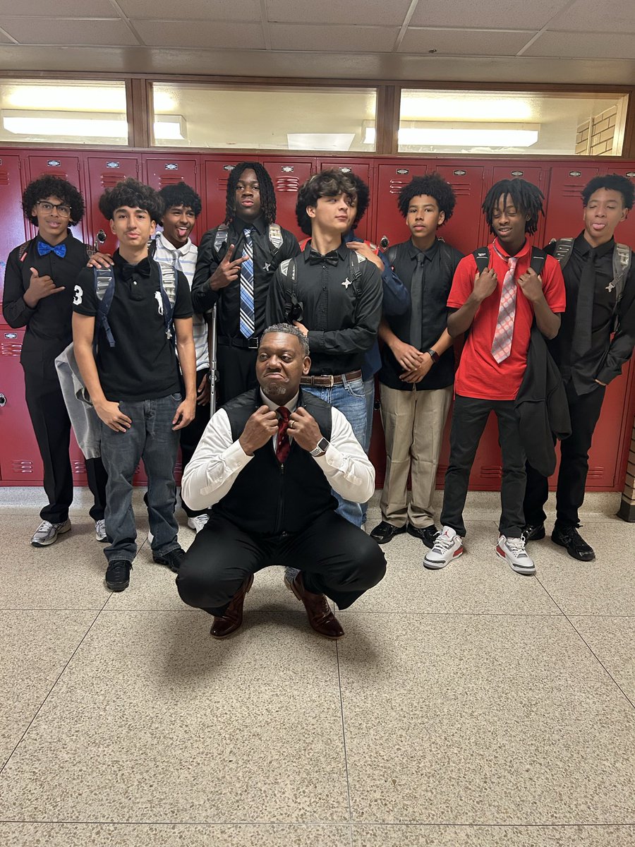 Coach T.Williams tweet media