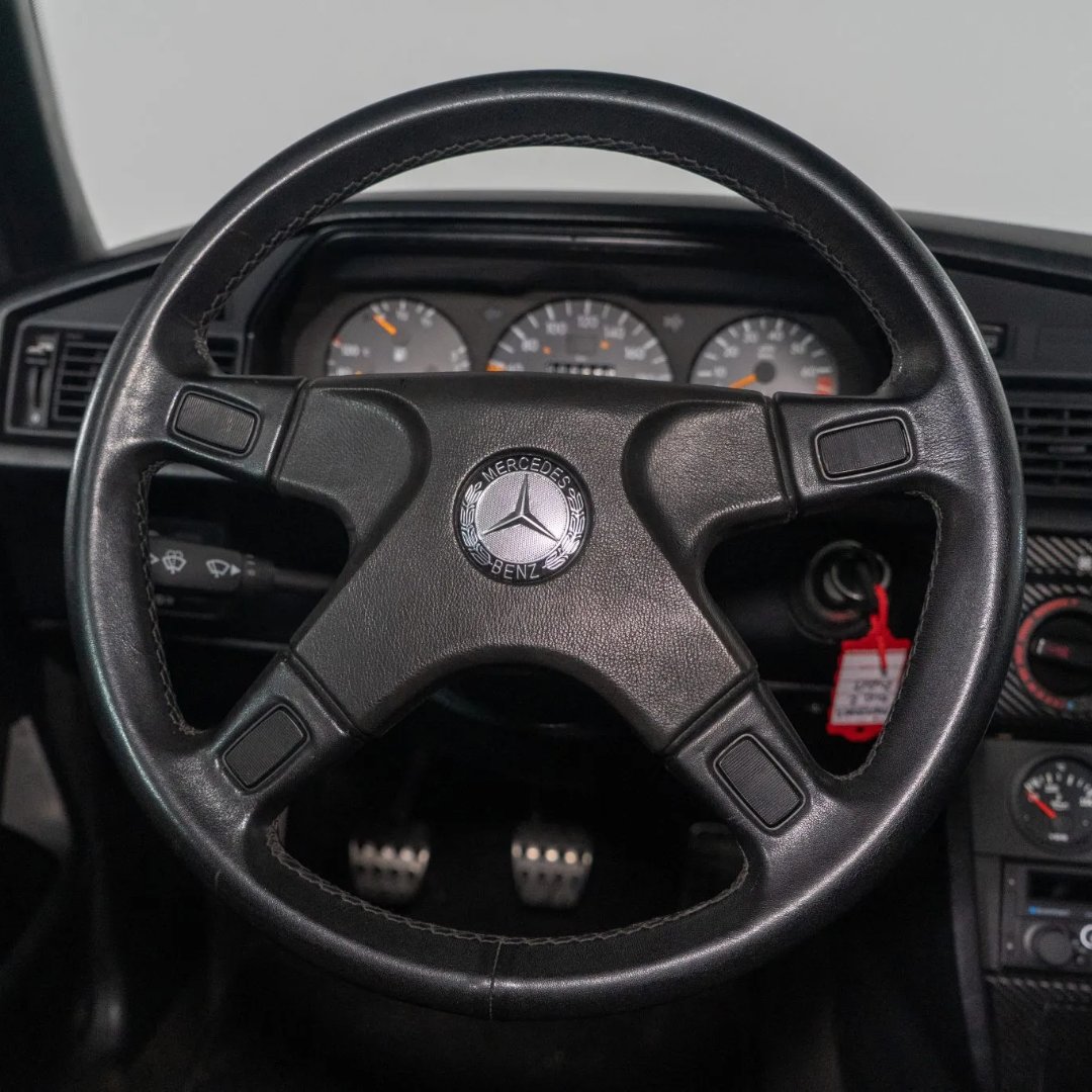 Bringatrailer's tweet image. Puts the Diesel in DTM! 

bringatrailer.com/listing/1986-m…