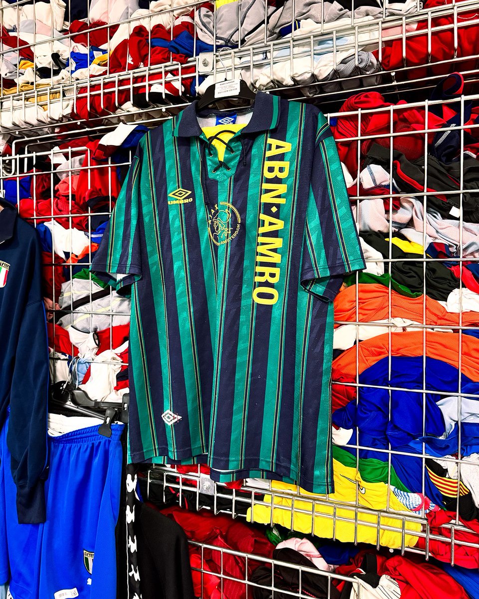 Ajax 1993 Away by Umbro 🇳🇱 Hitting the site on Tuesday at 12pm