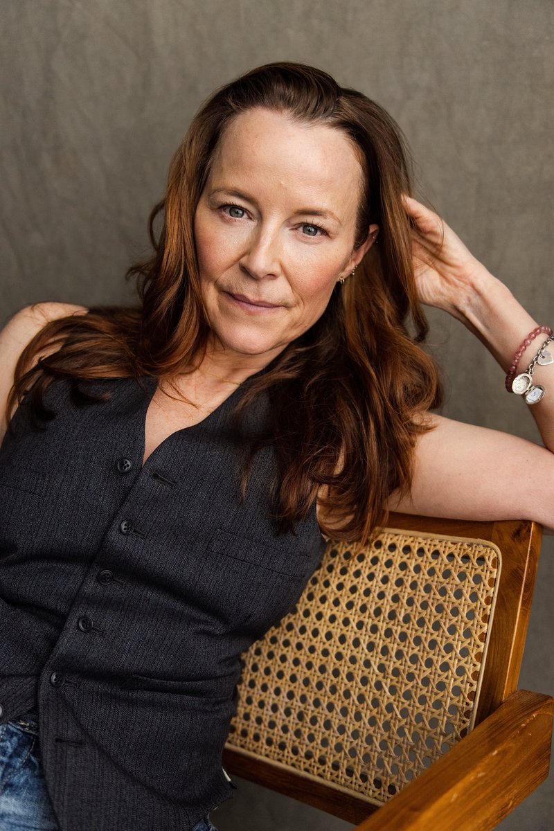 KirstyDillon's tweet photo. @yellowbellyfoto THANK YOU so much for the most relaxing shoot #actorslife #Actress #playwrite #voiceactor https://t.co/ly9x1Tnejt