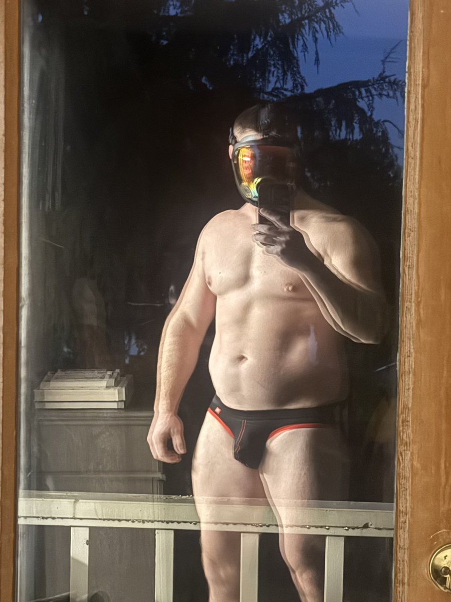 unworthyslutboy's tweet photo. Into reflections of LOCKED AND JOCKED  #lockedjock #chastitycaged #chastity  #musclefag #musclegrowth #lockedjockhole 

https://t.co/NLCH23ghsW https://t.co/ptTDINBl6i