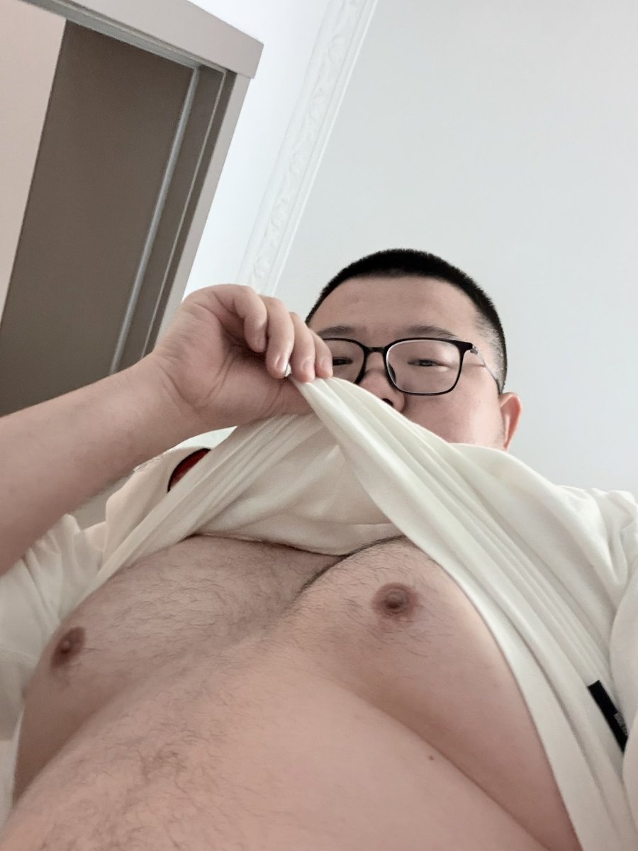 pei你去看大海 tweet media