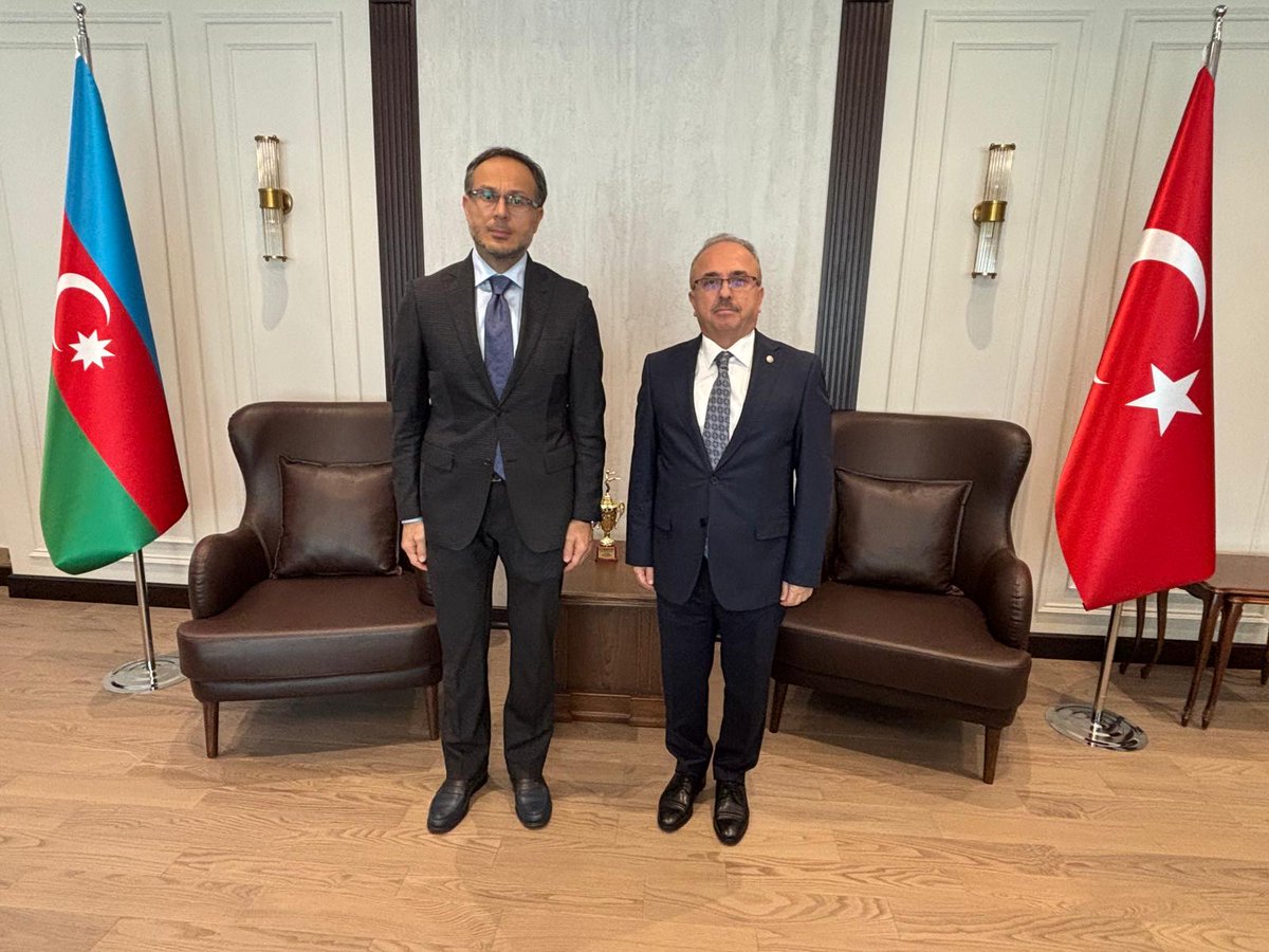 TÜRKPA Genel Sekreteri Büyükelçi Ramil Hasan Büyükelçimiz <a href="/Birol_Akgun/">Birol Akgün 🇹🇷</a>'e nezaket ziyaretinde bulunmuştur.