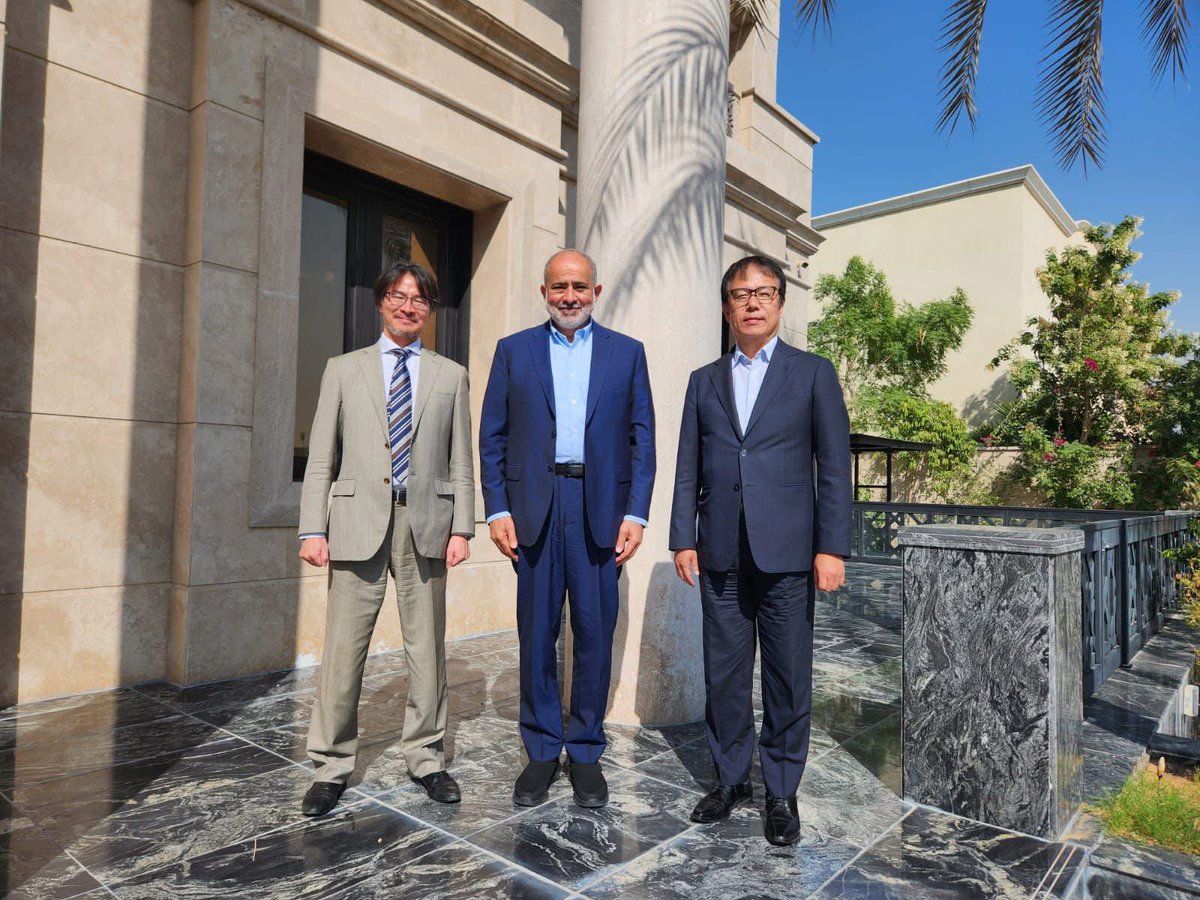aref_nayed's tweet photo. Dr. Aref Ali Nayed, in his capacity as Chairman of Alada Company Network, received a senior delegation from Toyota Tsusho Corporation of Japan in a productive meeting.
Toyota Tsusho is one of Japan’s leading global companies operating in the fields of infrastructure, energy, water, international trade, and advanced industrial solutions, with a strong presence across several African countries.
The meeting included a constructive discussion on potential cooperation in Libya and a number of African countries, including the fields of water desalination, wastewater treatment, and renewable power generation. The discussion also touched on the Tobruk Center for Maritime Excellence (TCME), a strategic project led by Emaar Libya Holding Company, the Master Developer of the Tobruk Free Zone, in partnership with Alada Company Network, exploring how Japanese expertise and technology could support this important project.
The meeting represents a first step toward a promising partnership between the two sides.