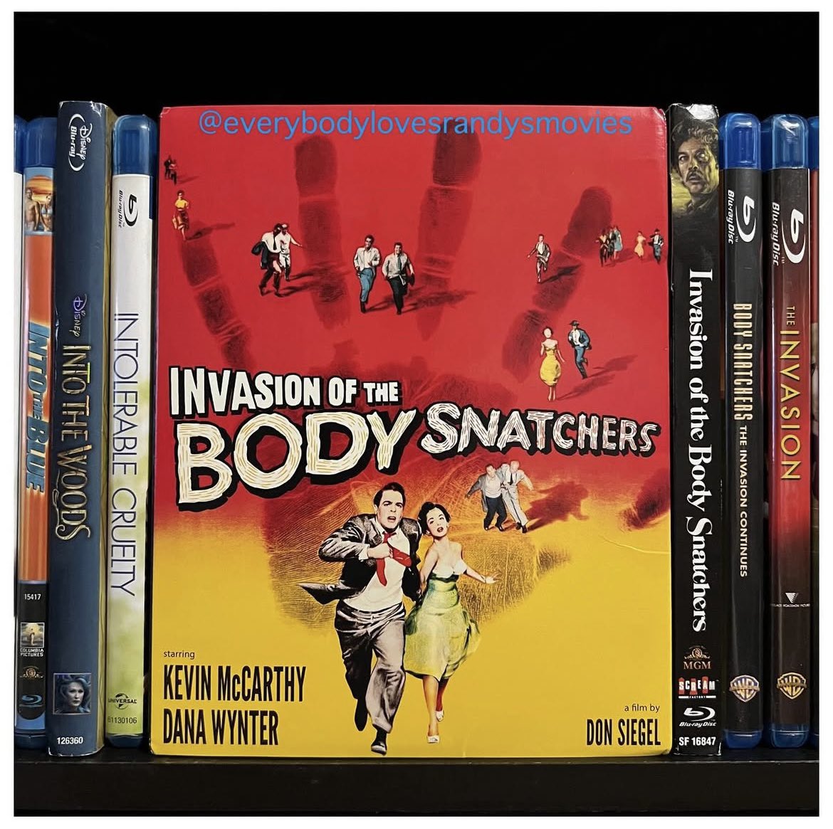 RandysMovies's tweet image. Movie: #InvasionOfTheBodySnatchers (1956) 

Starring: #KevinMcCarthy #DanaWynter #KingDonovan #CarolynJones #LarryGates #VirginiaChristine #RalphDumke 

Directed By: #DonSiegel

#BluRay 
#MovieNerd 
#MovieCollector
#BluRayCollection 
#MovieCollection 
#MovieBuff
#JackFinney…