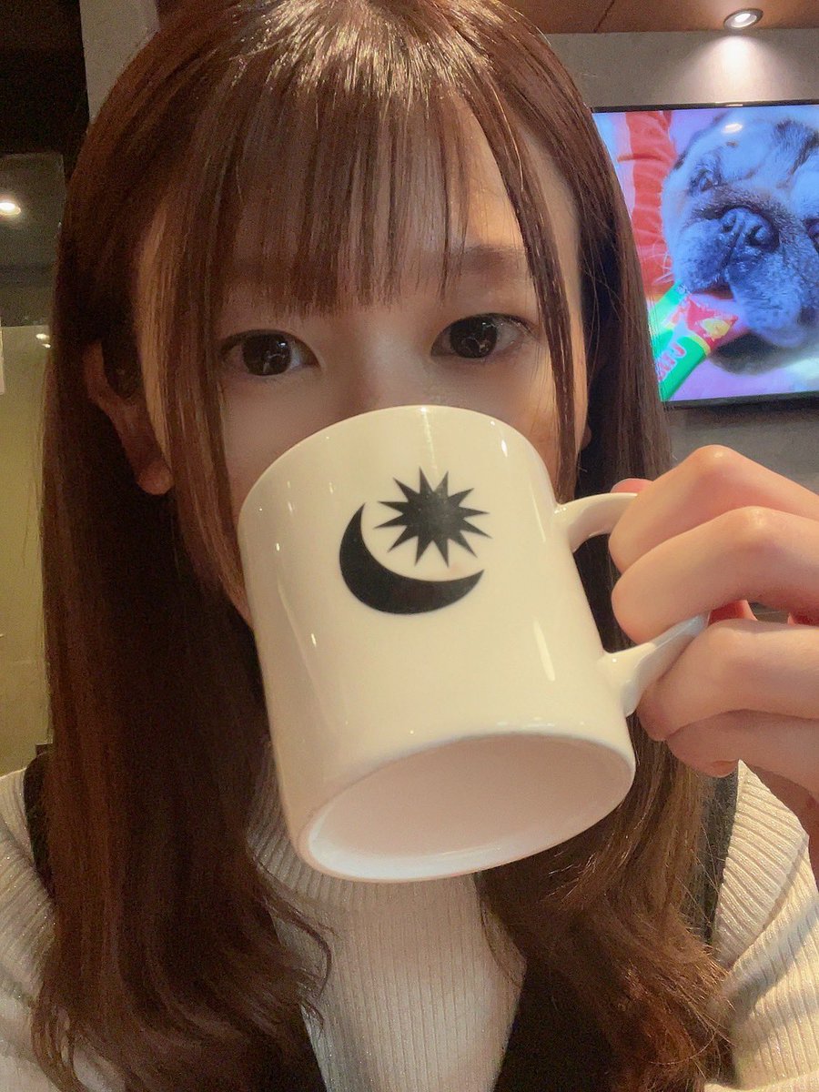 日付変わって本日15日13時〜
エムフリークさんゲストです🀄️
お時間ある方、一緒に麻雀しましょ☺️