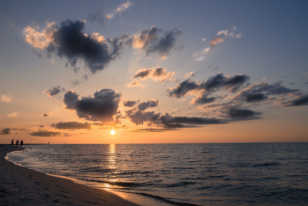 Most Romantic Getaways in Alabama! bit.ly/39Xkaop | #romantic #getaways #alabama 

Try one of these fantastic locations for a romantic getaway for quality time with your significant other! 😍♥💞