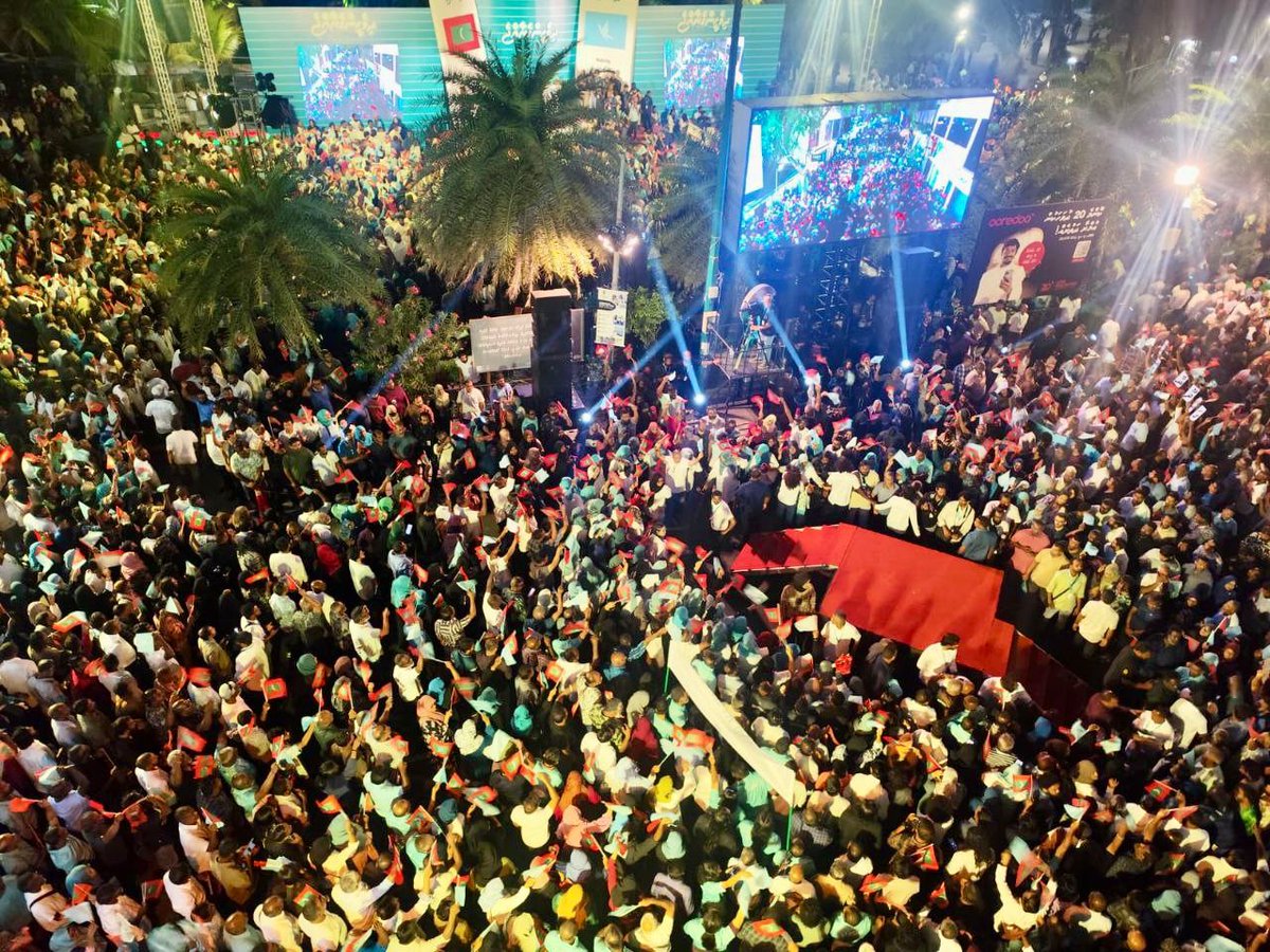 pnc_secretariat's tweet image. ދިވެހީންގެ ރާއްޖެ ބޮޑު ބައްދަލުވުން. 

#DhiveheengeRaajje 
#CongressPartyMV 
#hafthaa104