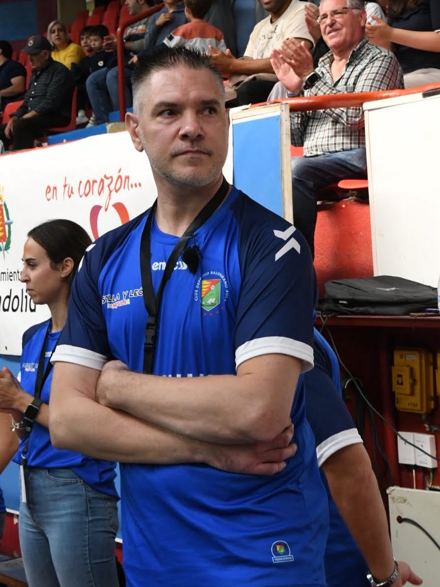 📣 Salva Puig: “Para ganar mañana tendremos que dar nuestra mejor versión”.

Blanquiazules, os esperamos mañana desde las 19:00 en Huerta del Rey. ¡No faltéis!