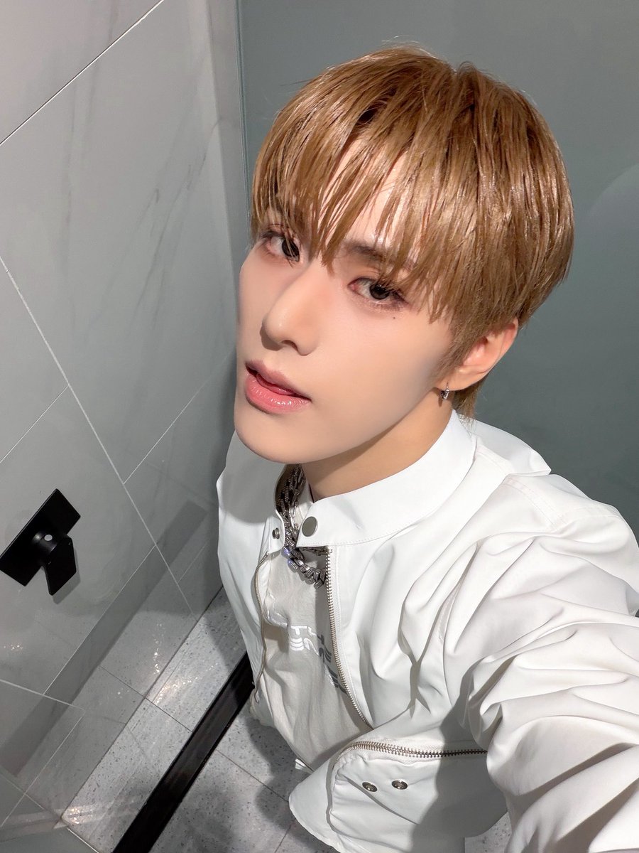 xikers_official's tweet photo. [#진식] 알찼다!!
💙함랑함둥💙
#xikers #싸이커스 https://t.co/mwTNVCyISc