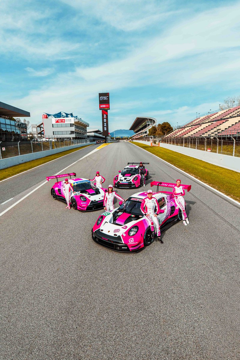 IronDames_'s tweet image. What a year it’s been for our GT drivers 🩷 

Michelle, Rahel, Sarah, Célia, Marta, Vanina and Karen. We couldn’t be more proud of their attitude, determination and teamwork this season!

#IronDames #WomenDrivenByDreams #BeAnIronDame