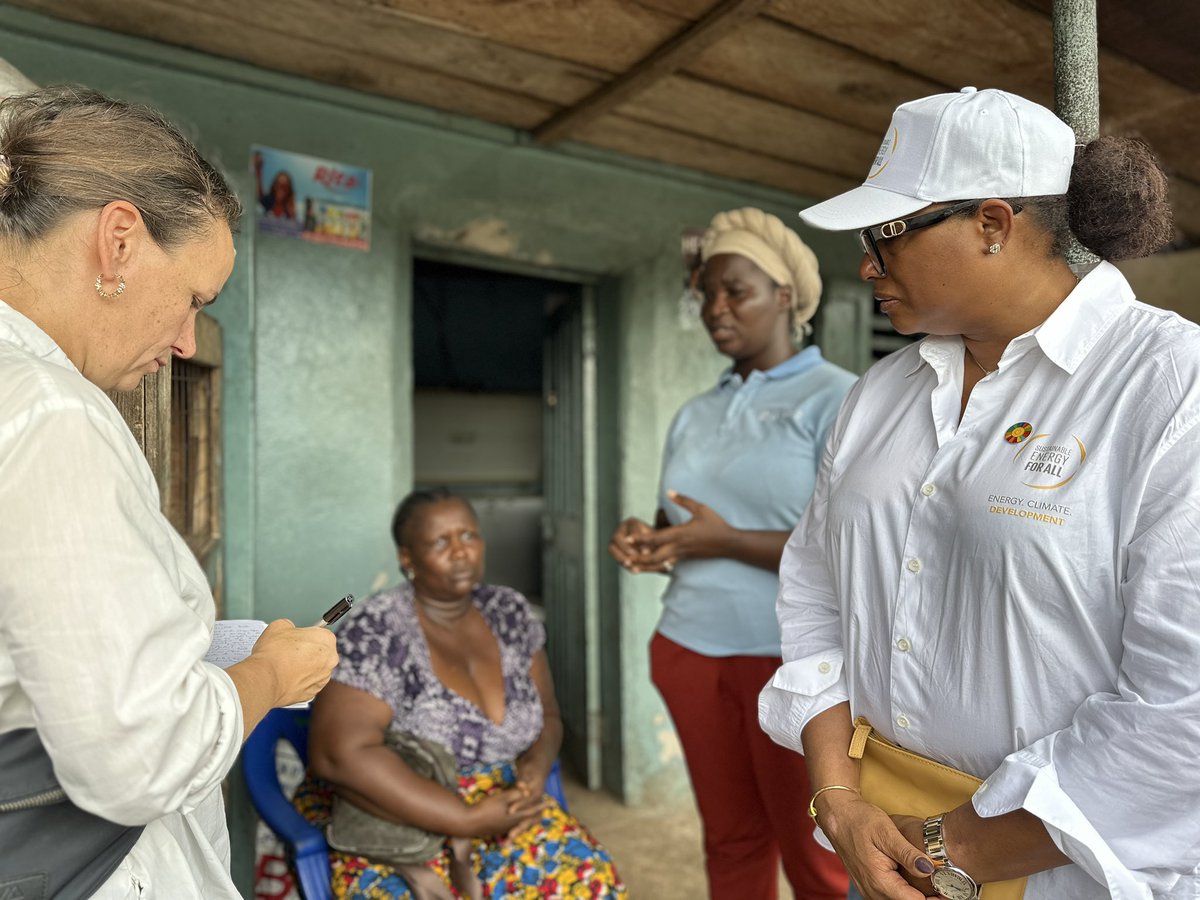 Big steps for #EnergyAccess in 🇸🇱 as UNOPS, <a href="/SEforALLorg/">Sustainable Energy for All</a> &amp; Denmark Embassy in Ghana visited the proposed Moyamba Junction expansion site by <a href="/EnergicityCorp/">Energicity Corp</a>. This #Greenminigrid 
will be powered by investment support to private developers, for clean energy &amp; community livelihoods!
