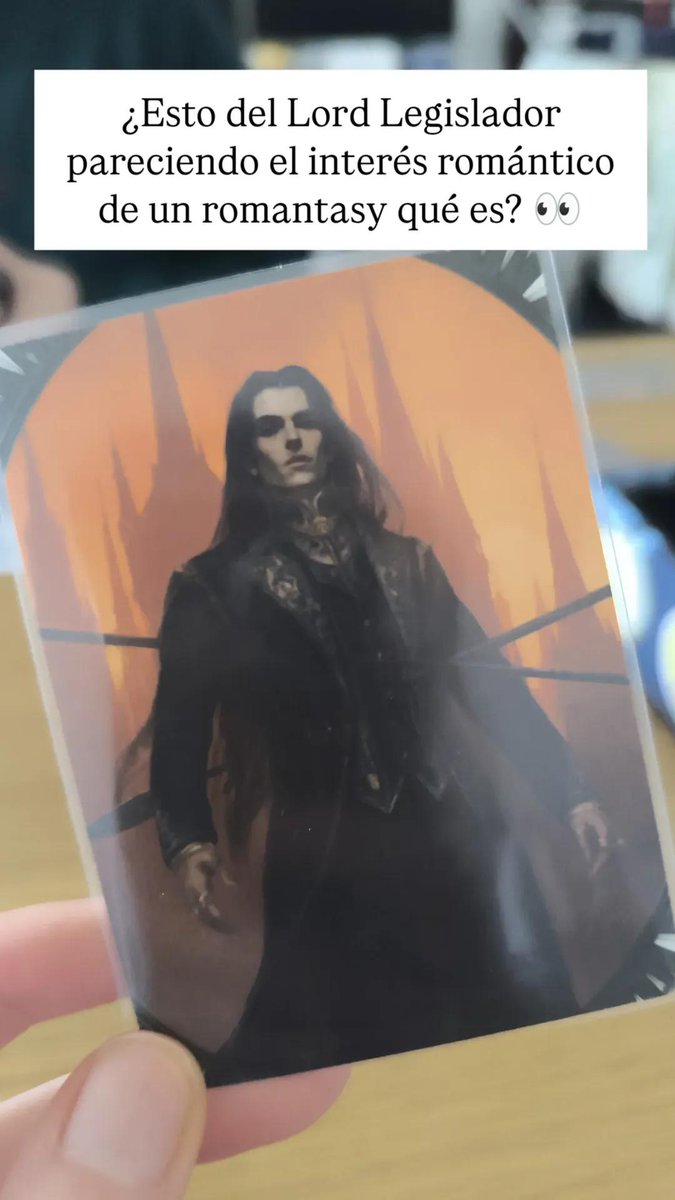Las cartas del juego de Mistborn son una pasada uff.
PD: ¿y el Lord Legislador siendo un señor sexy de romantasy qué es?
