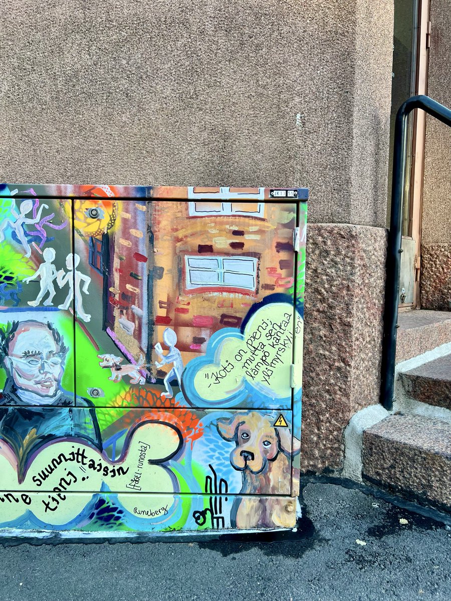 Guys! Street art in my neighbourhood. Look closely and you’ll see a familiar face 😊 #ZSHQ