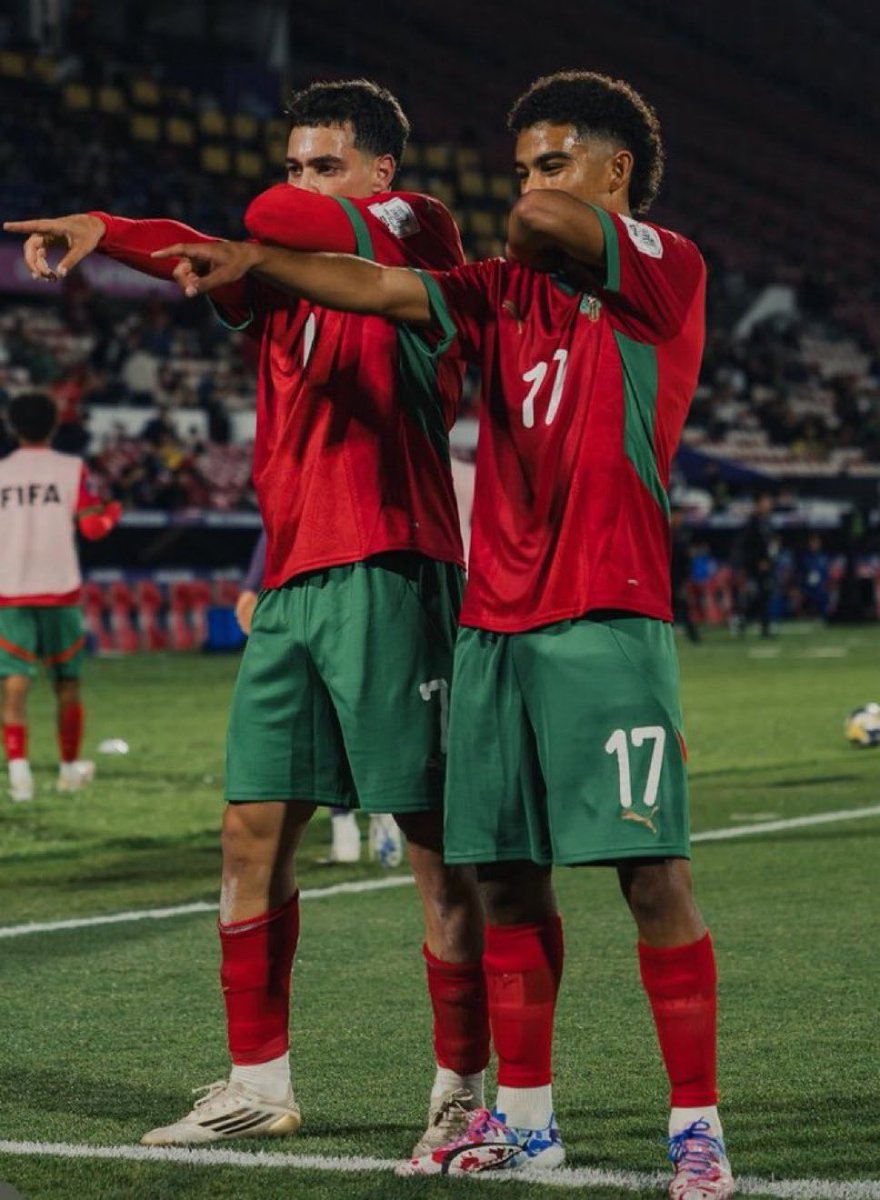 LionTimes_'s tweet photo. 🇺🇸🤣 La célébration des joueurs américains,on dirait qu’ils n’ont toujours pas digéré la défaite des U20. 😭🇲🇦 https://t.co/681dU8zO8C